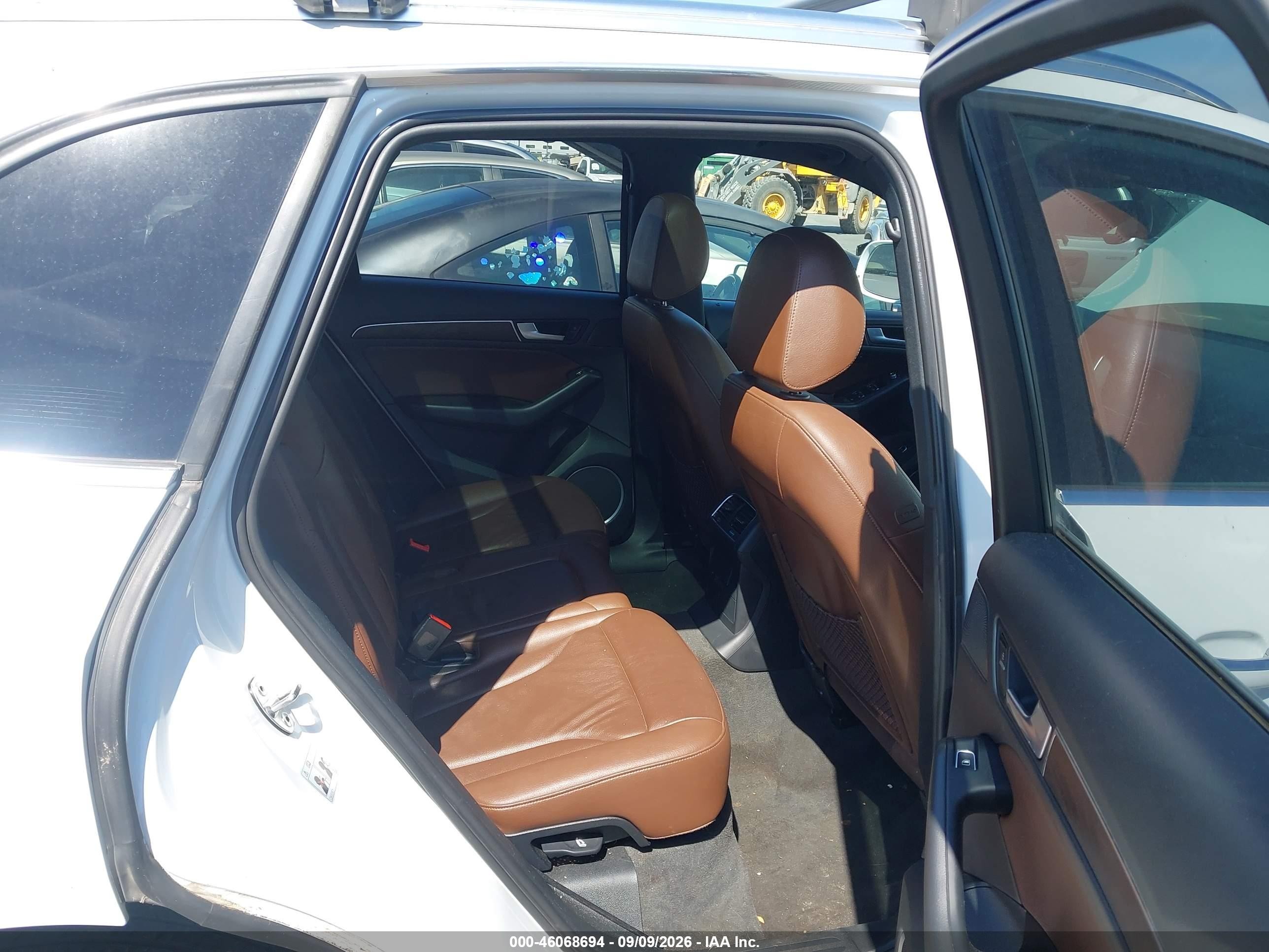 2015 Audi Q5 2.0t Premium White vin: WA1LFAFP2FA104430