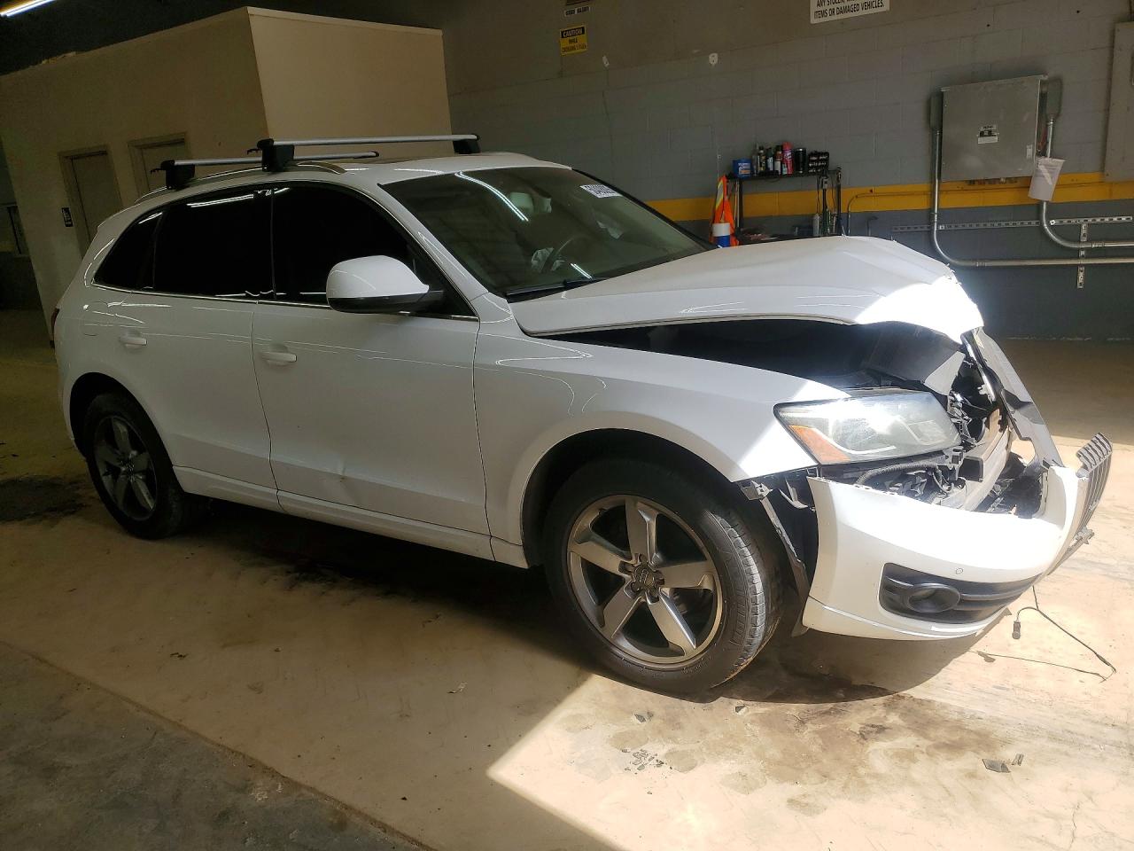 2011 Audi Q5 Premium Plus White vin: WA1LFAFP3BA113728