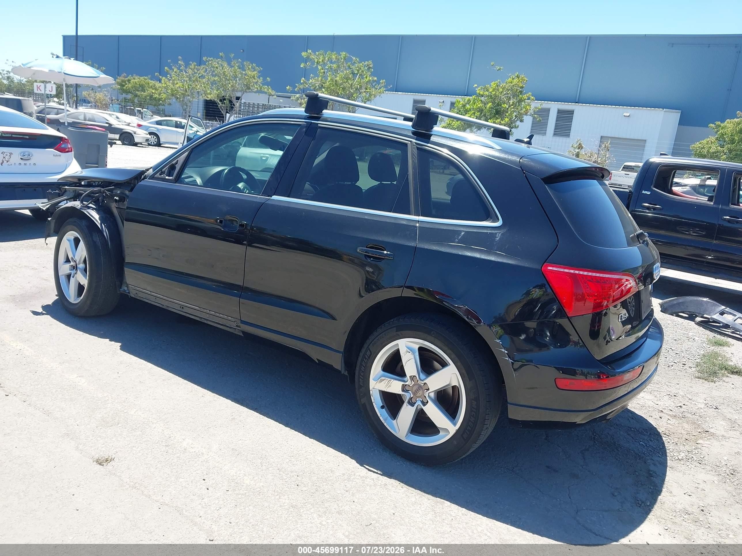 2012 Audi Q5 2.0t Premium Black vin: WA1LFAFP3CA069988