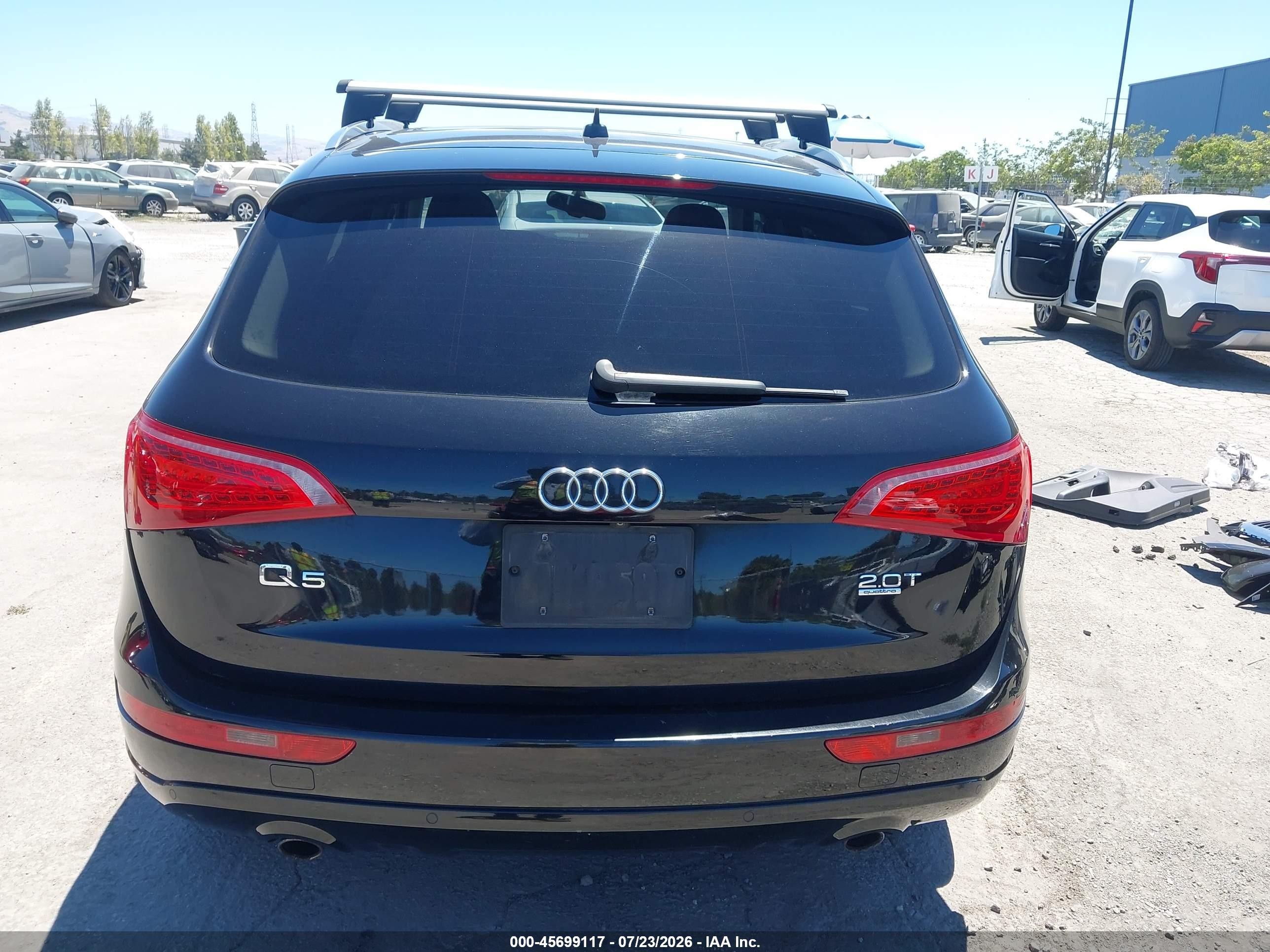 2012 Audi Q5 2.0t Premium Black vin: WA1LFAFP3CA069988