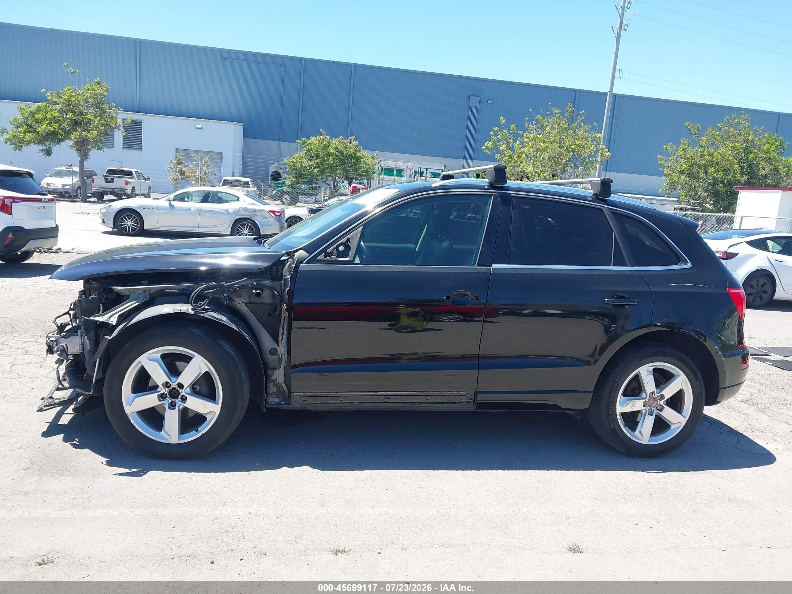 2012 Audi Q5 2.0t Premium Black vin: WA1LFAFP3CA069988