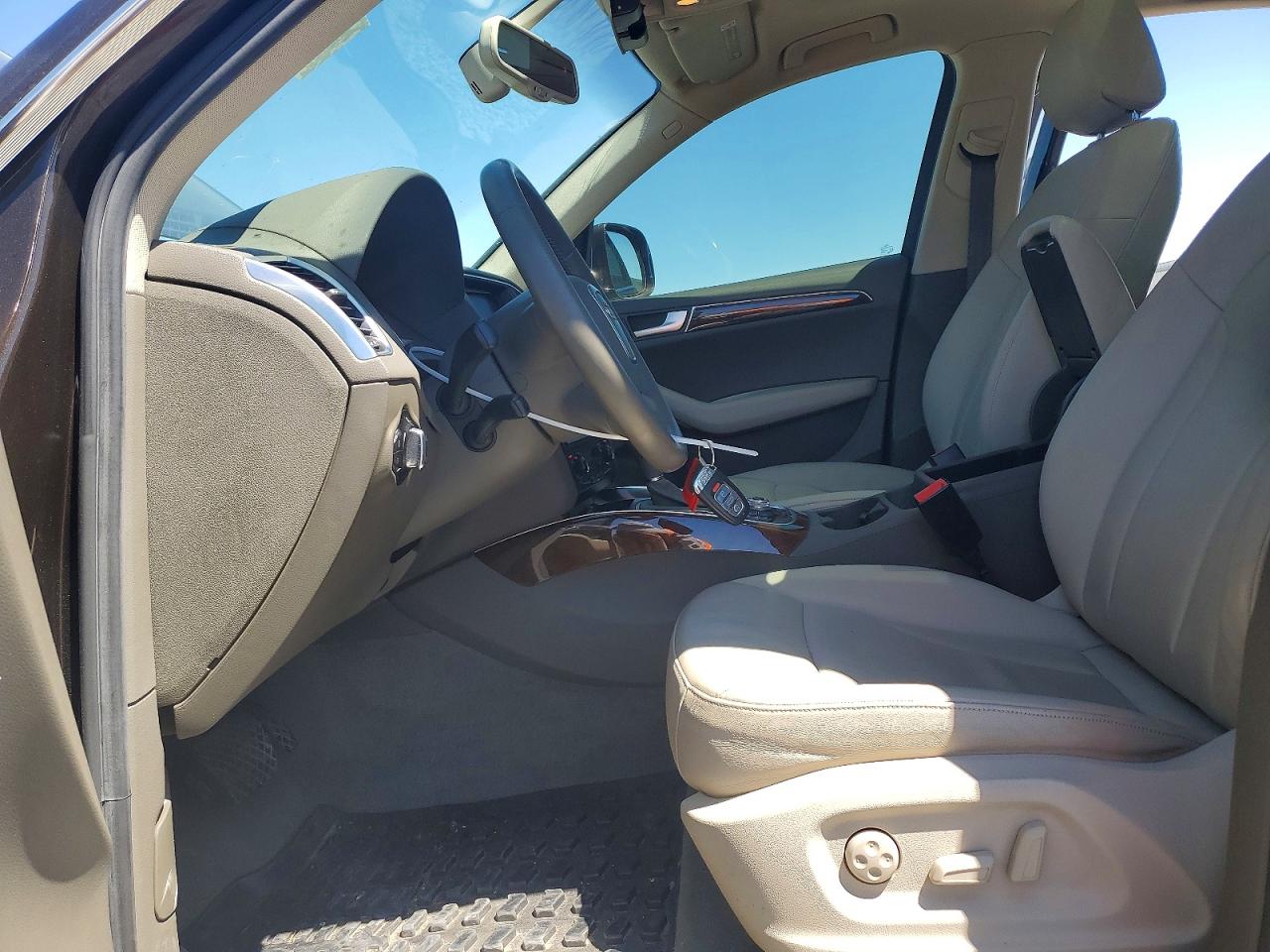 2012 Audi Q5 Premium Plus Brown vin: WA1LFAFP3CA091859
