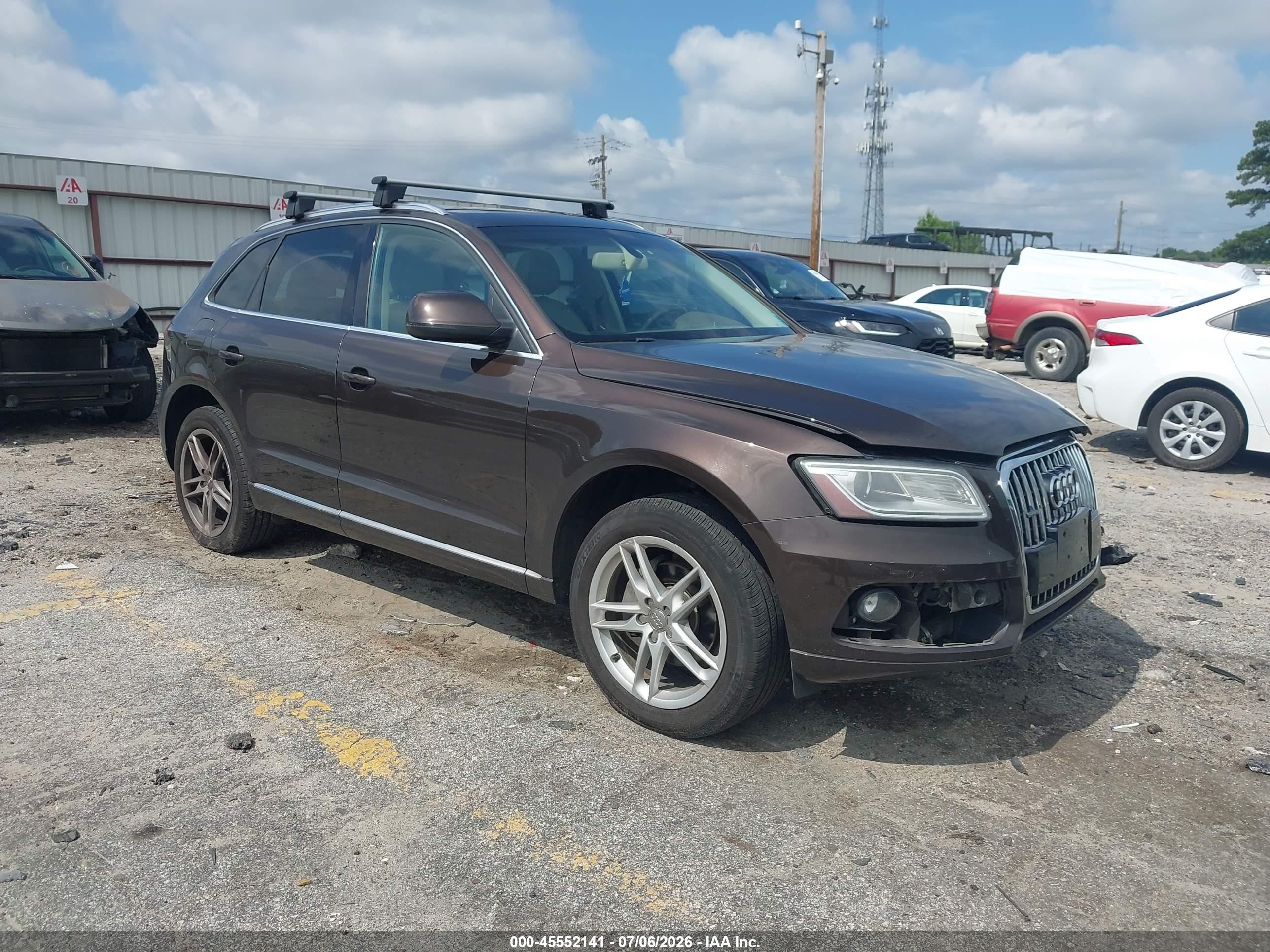 2013 Audi Q5 2.0t Premium Коричневый vin: WA1LFAFP3DA025040