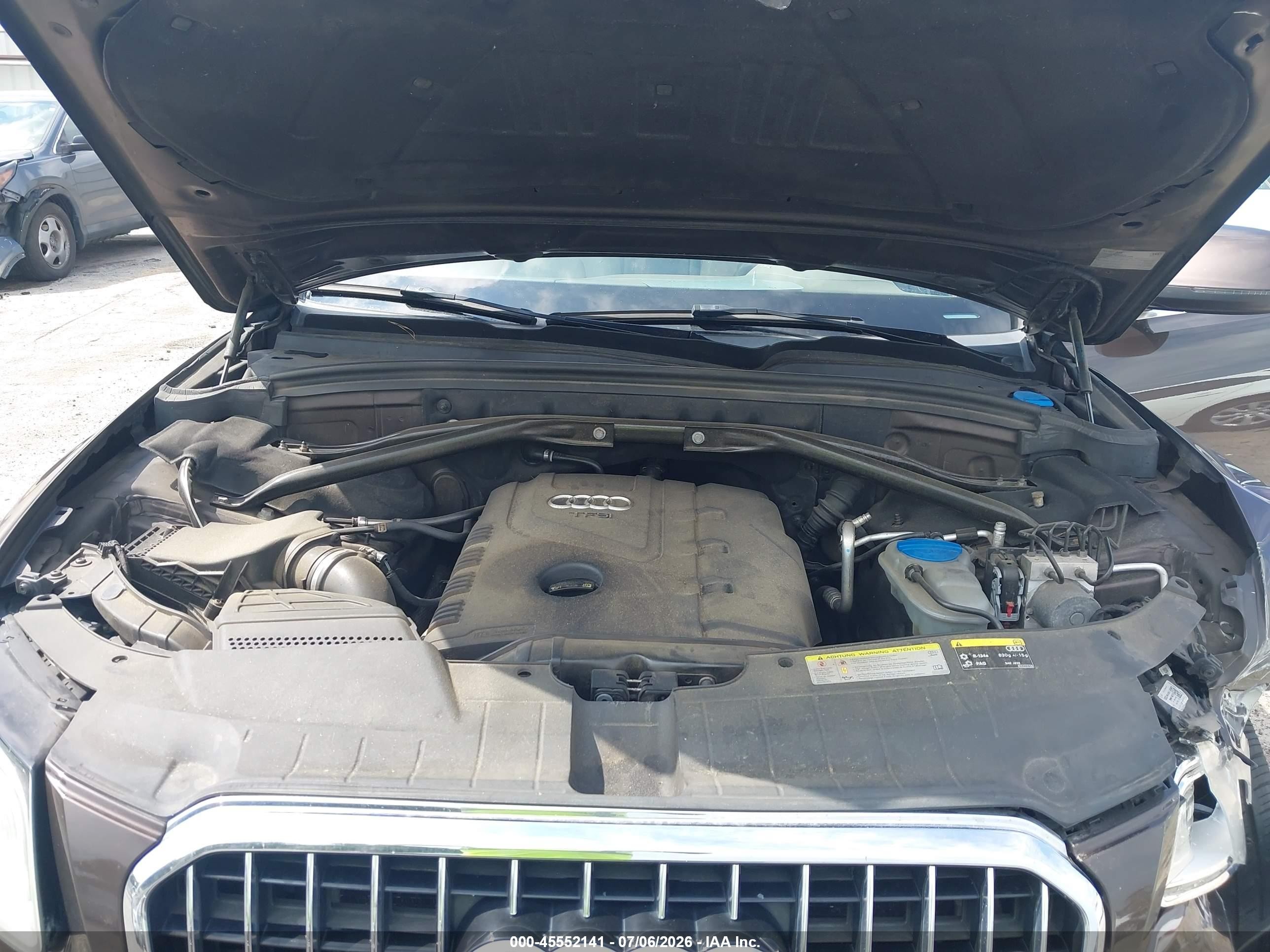 2013 Audi Q5 2.0t Premium Коричневый vin: WA1LFAFP3DA025040