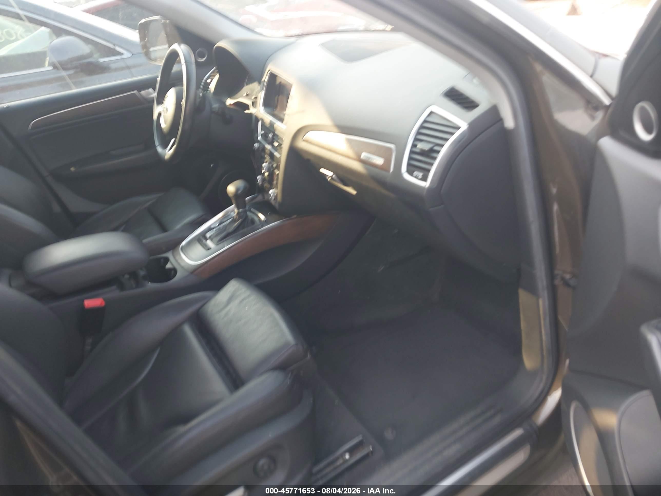 2014 Audi Q5 2.0t Premium Green vin: WA1LFAFP3EA024939