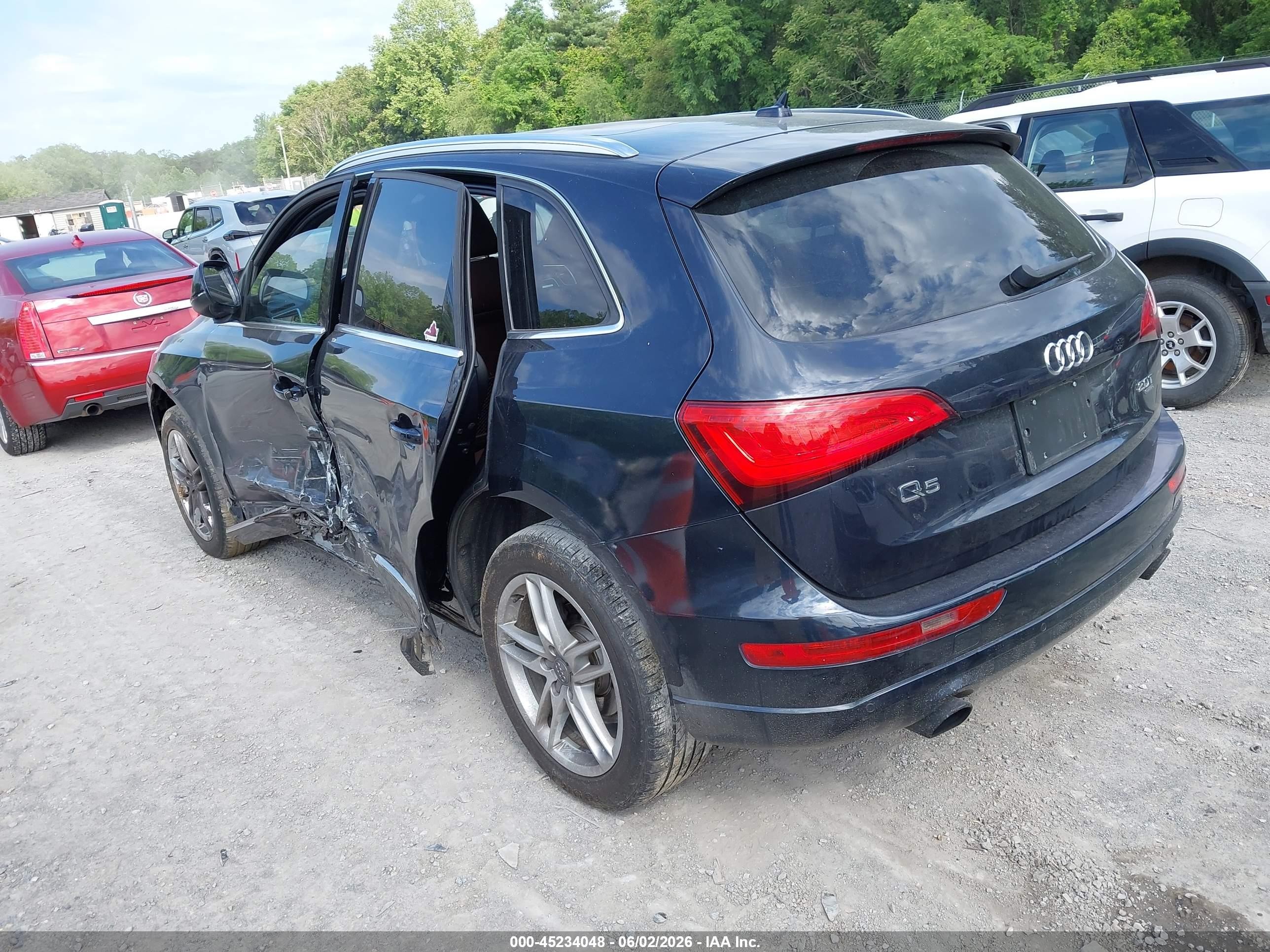 2014 Audi Q5 2.0t Premium Black vin: WA1LFAFP3EA027467