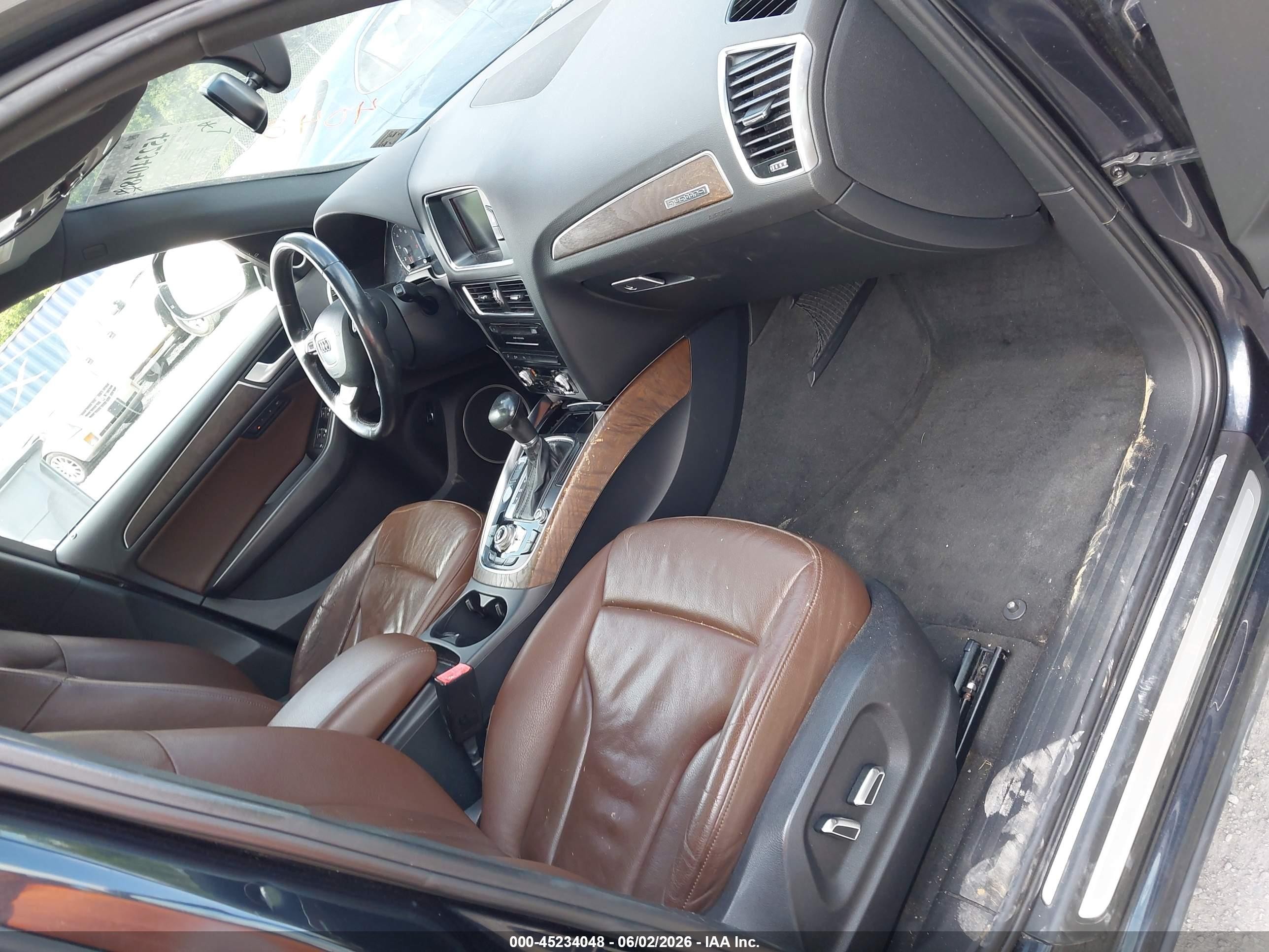 2014 Audi Q5 2.0t Premium Black vin: WA1LFAFP3EA027467