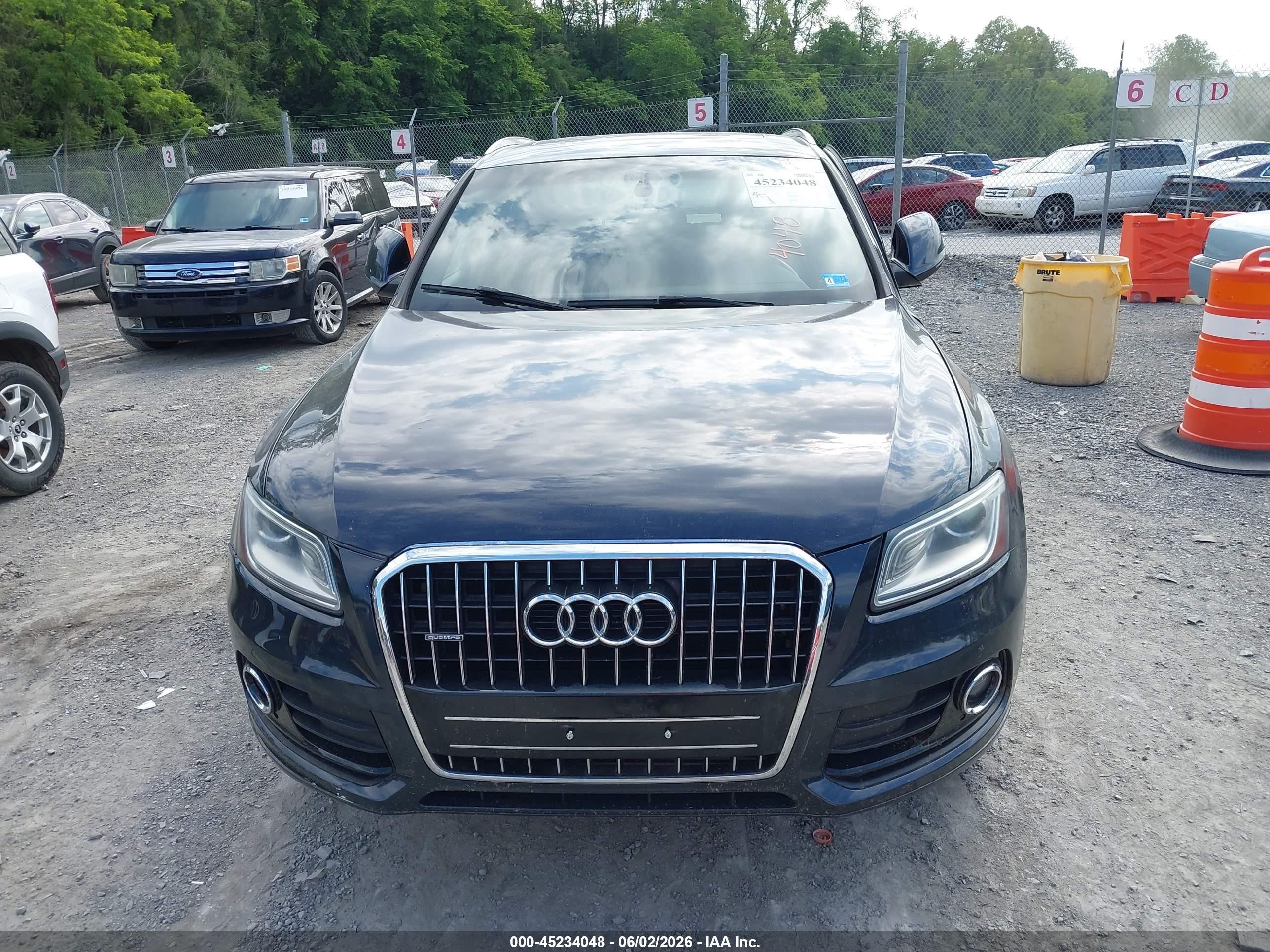 2014 Audi Q5 2.0t Premium Black vin: WA1LFAFP3EA027467