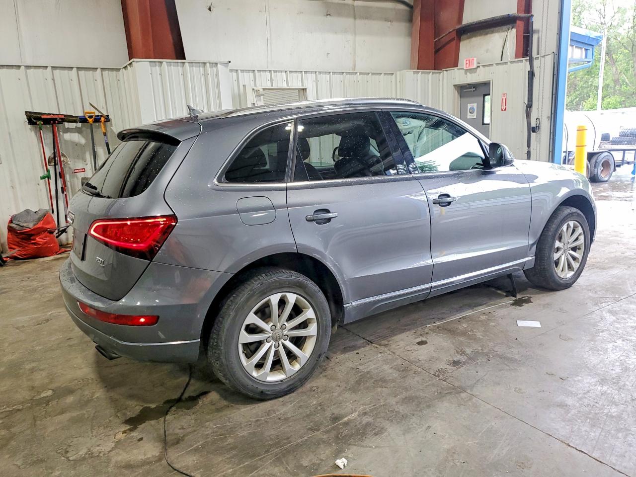2014 Audi Q5 Premium Plus Charcoal vin: WA1LFAFP3EA028411