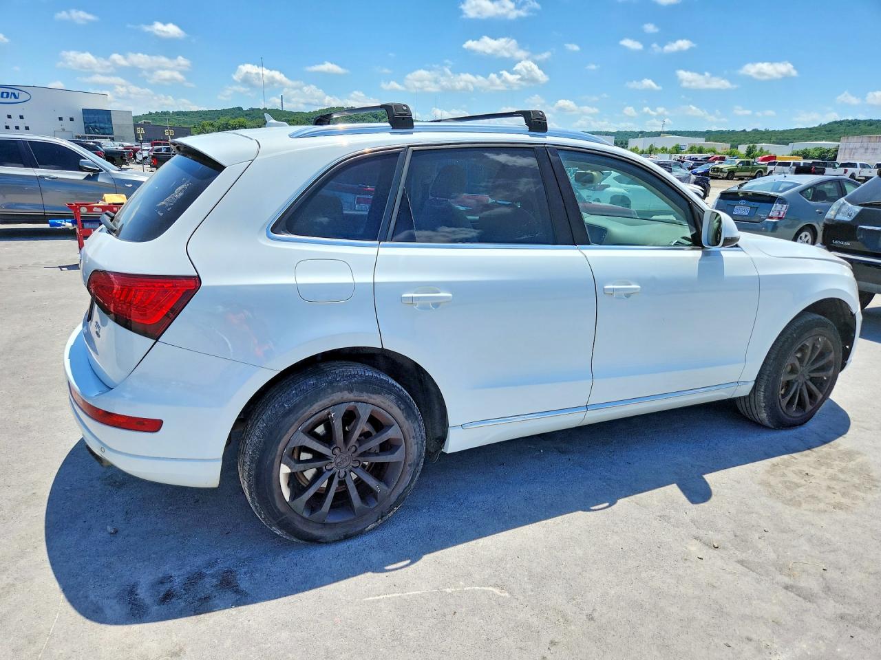 2014 Audi Q5 Premium Plus White vin: WA1LFAFP3EA039585