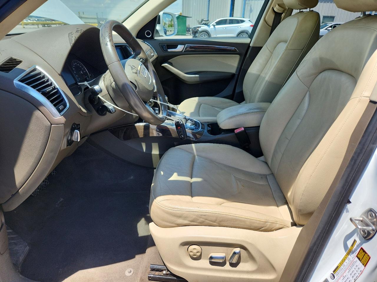 2014 Audi Q5 Premium Plus White vin: WA1LFAFP3EA039585