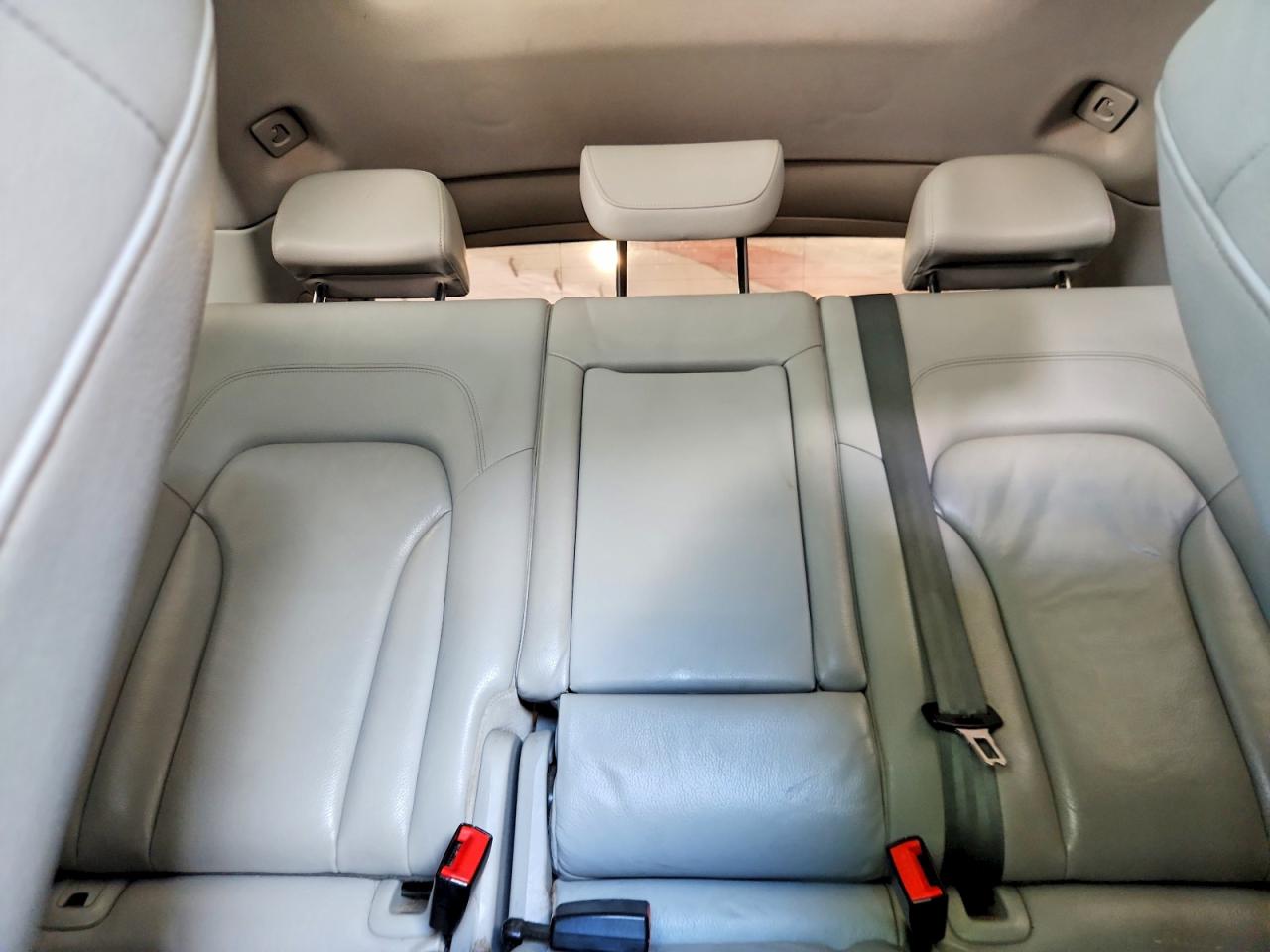 2014 Audi Q5 Premium Plus Gray vin: WA1LFAFP3EA047086
