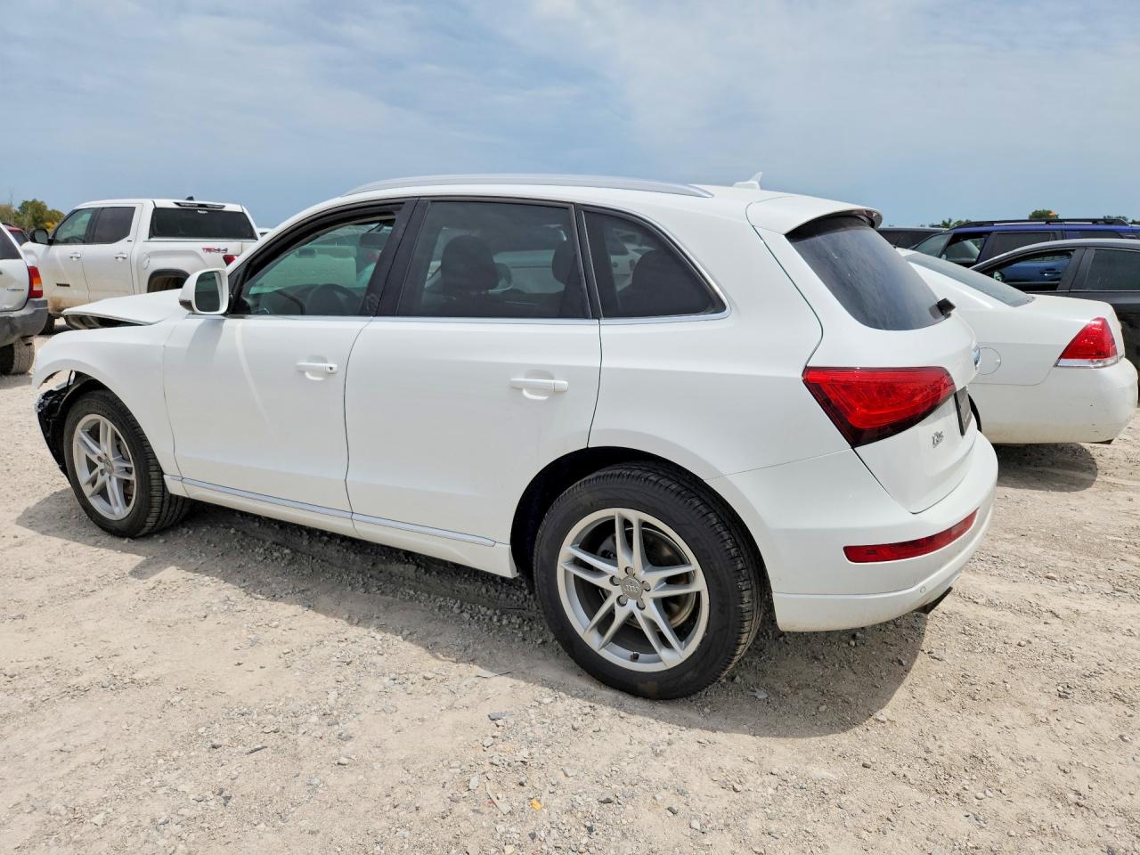 2014 Audi Q5 Premium Plus White vin: WA1LFAFP3EA047282