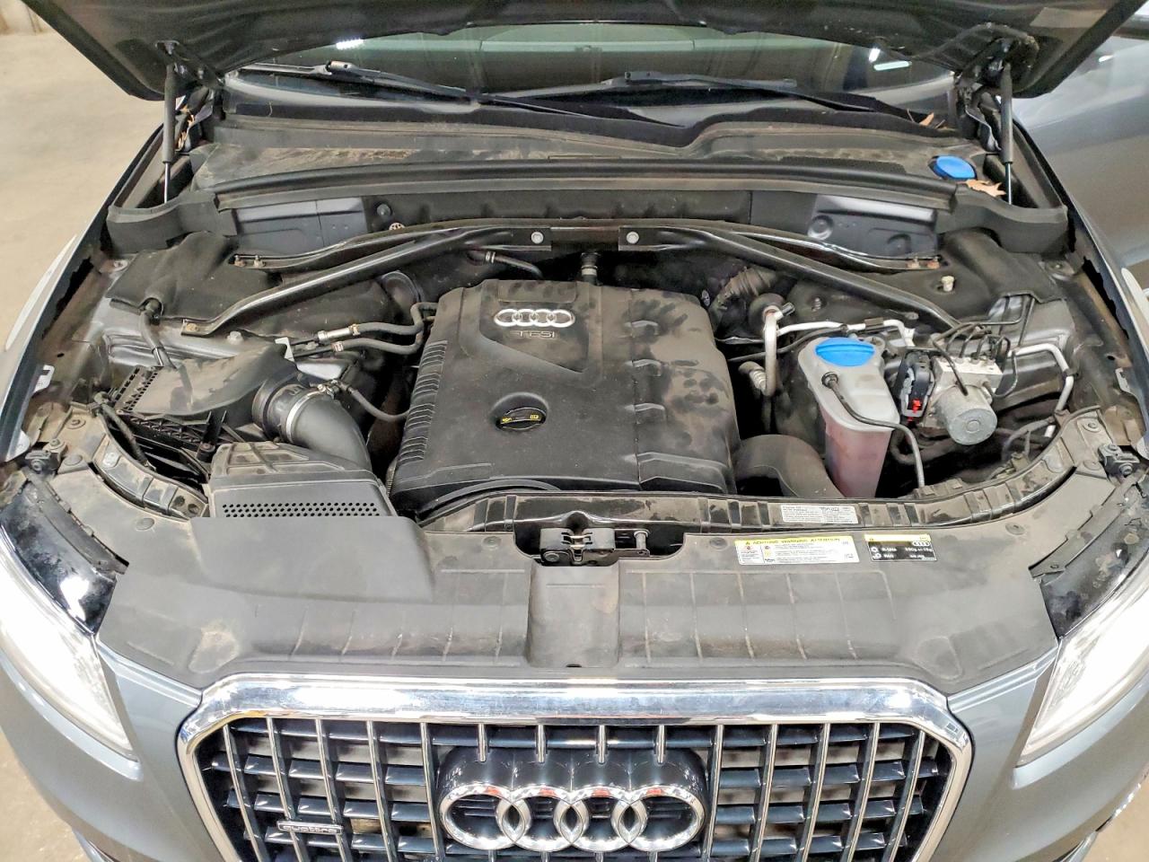 2014 Audi Q5 Premium Plus Gray vin: WA1LFAFP3EA074708