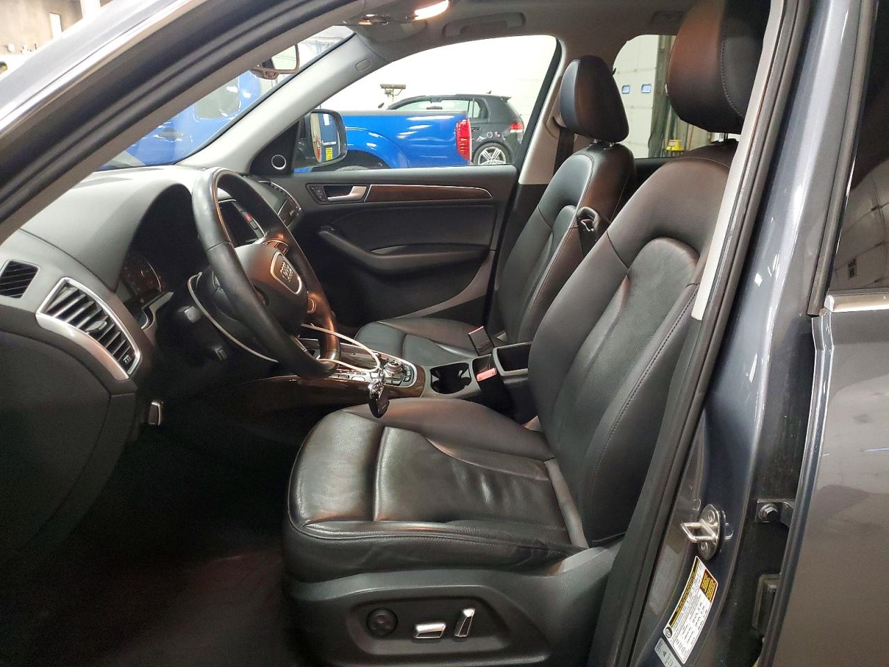 2014 Audi Q5 Premium Plus Gray vin: WA1LFAFP3EA074708