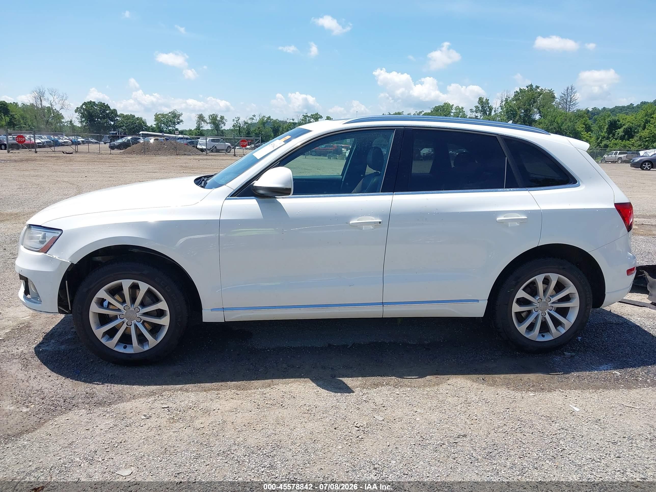 2014 Audi Q5 2.0t Premium White vin: WA1LFAFP3EA089130