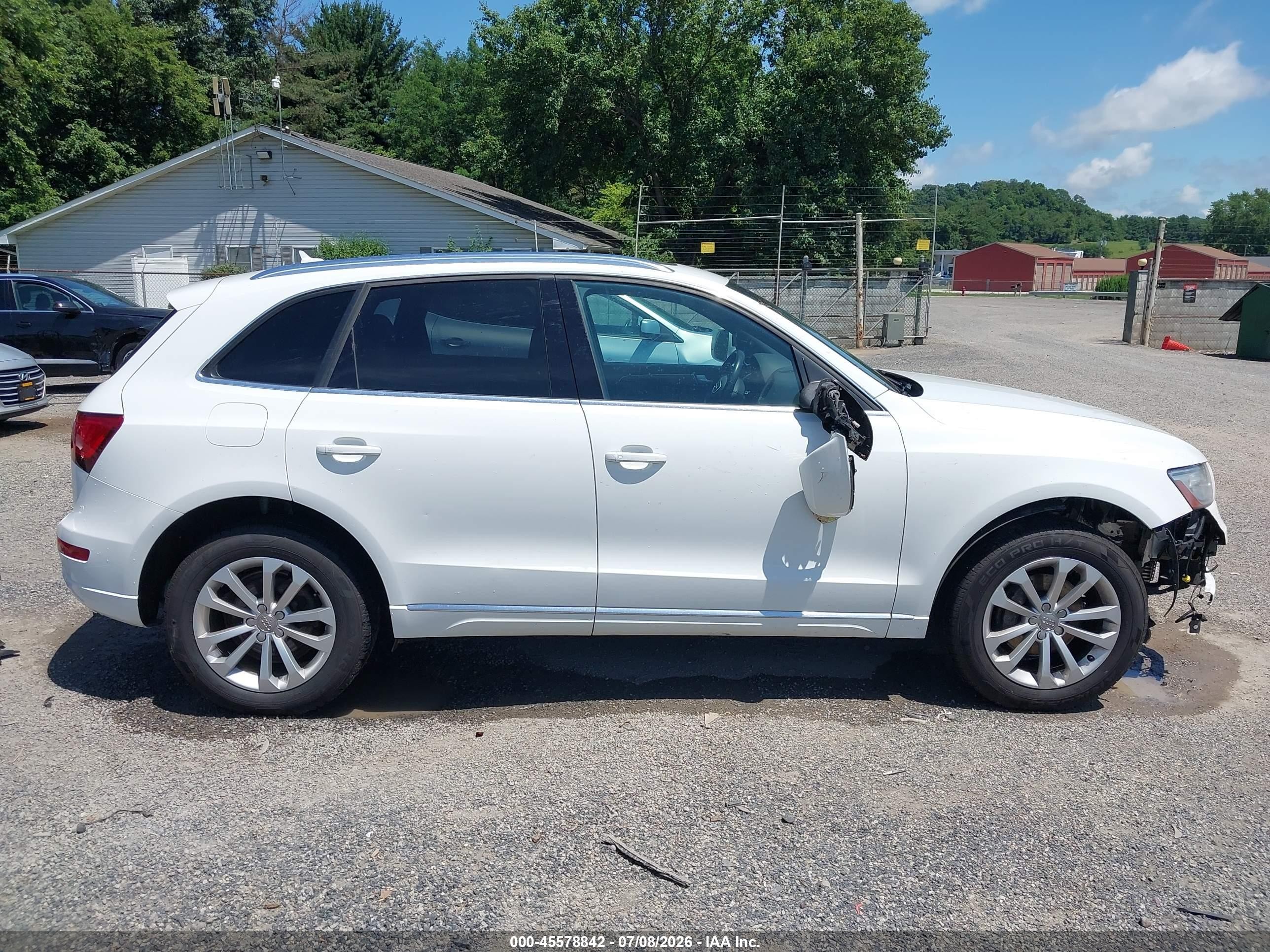 2014 Audi Q5 2.0t Premium White vin: WA1LFAFP3EA089130