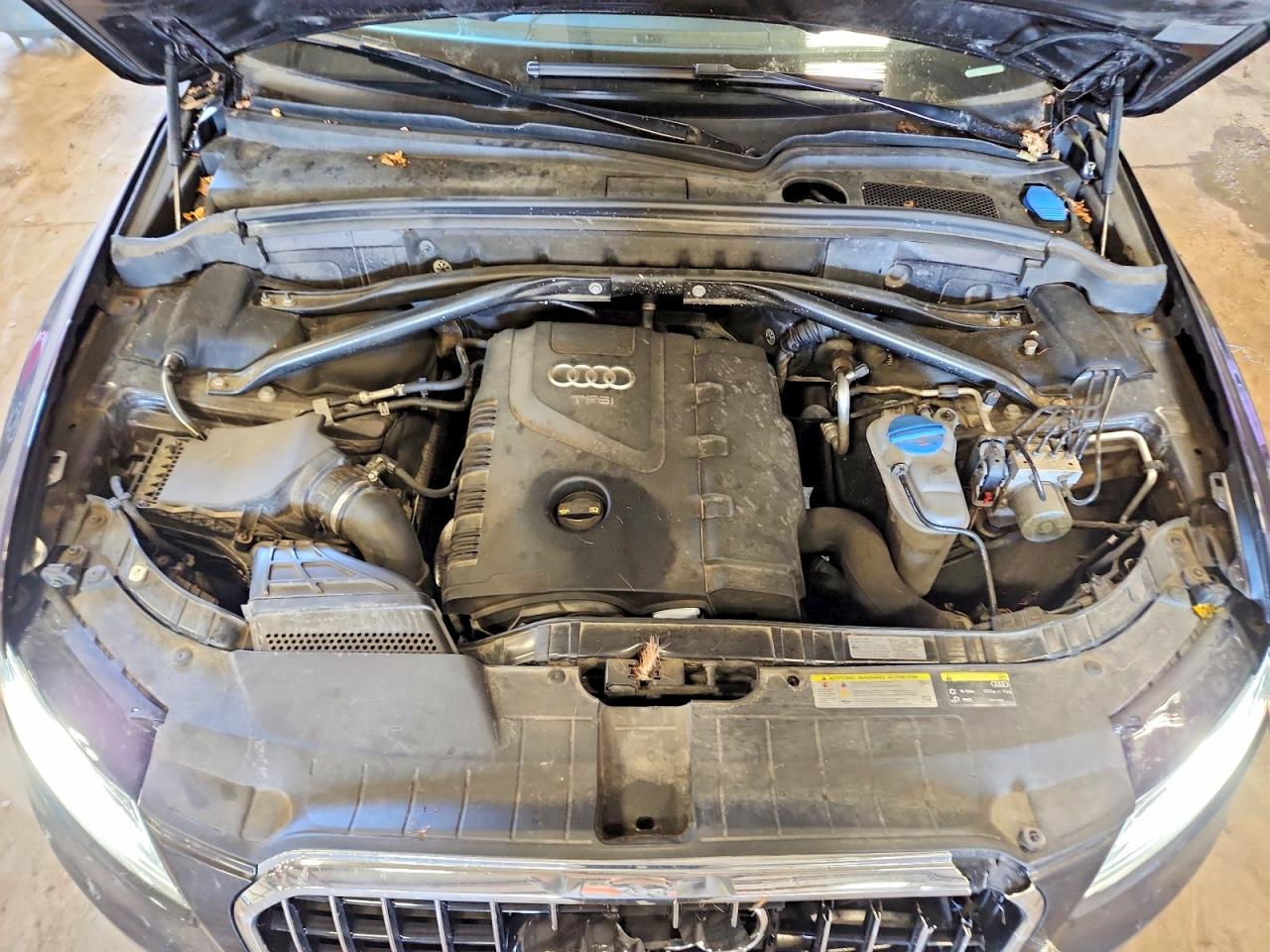 2014 Audi Q5 Premium Plus Gray vin: WA1LFAFP3EA119419