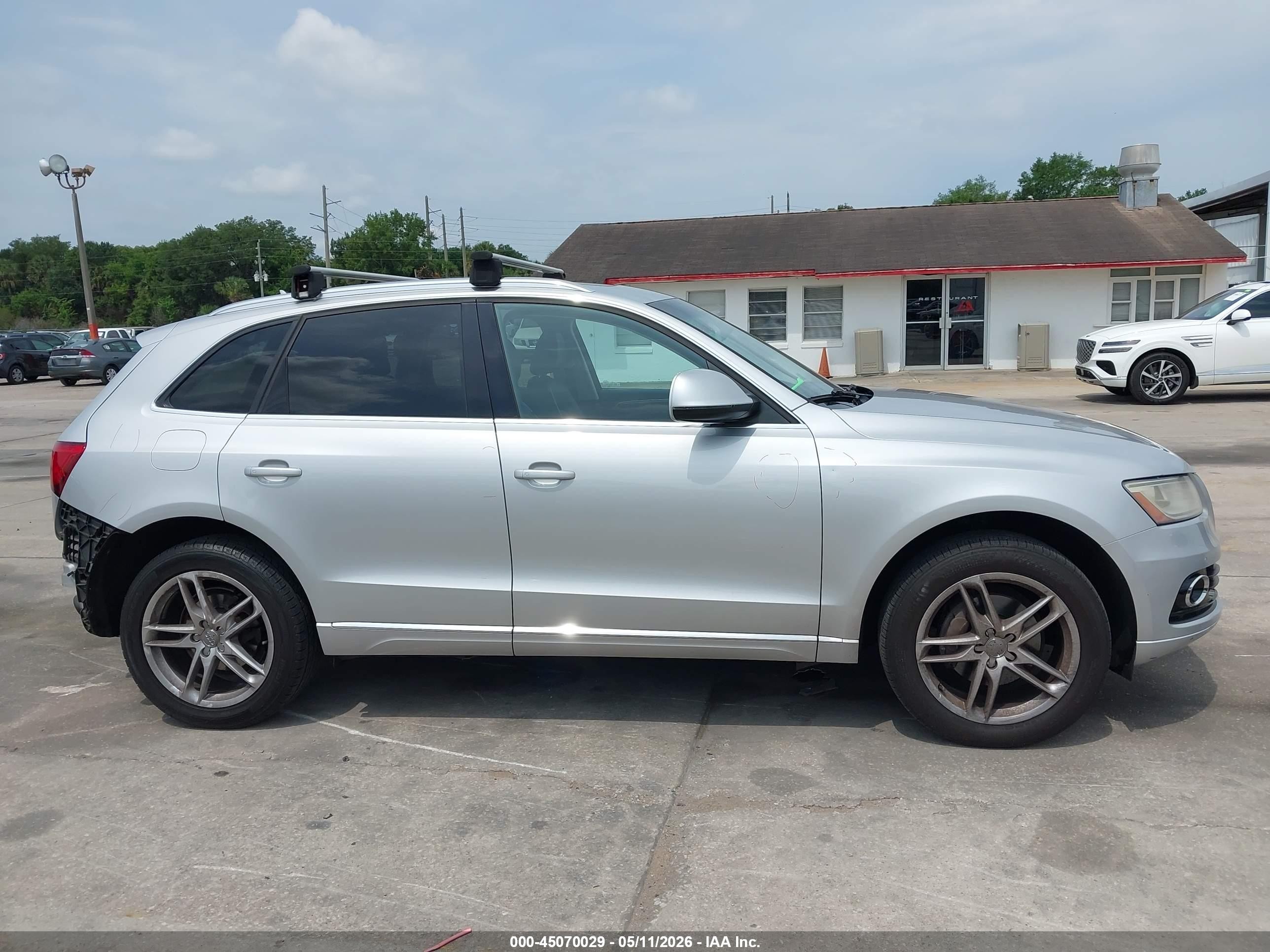 2014 Audi Q5 2.0t Premium Silver vin: WA1LFAFP3EA122160