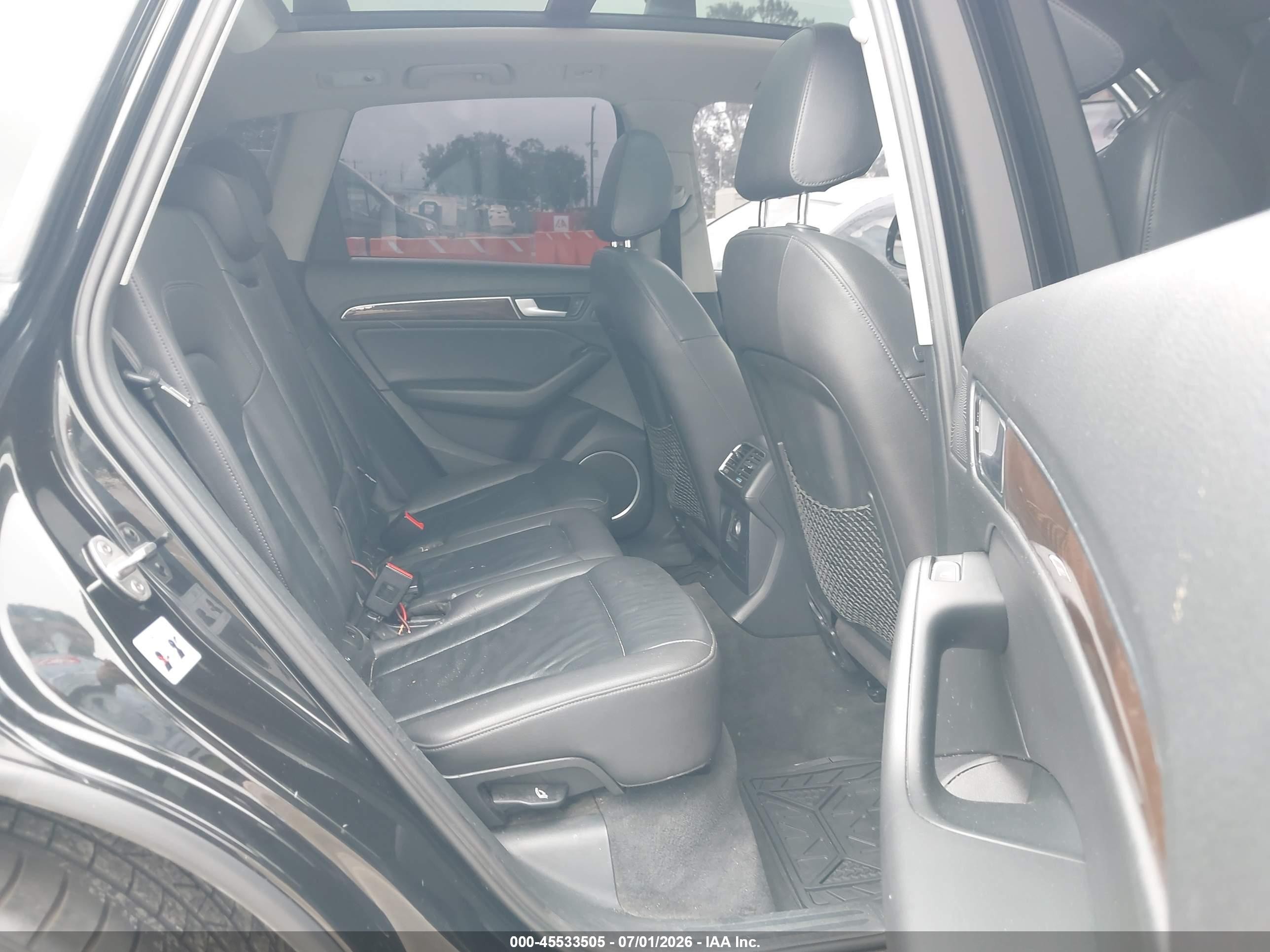 2015 Audi Q5 2.0t Premium Black vin: WA1LFAFP3FA043198