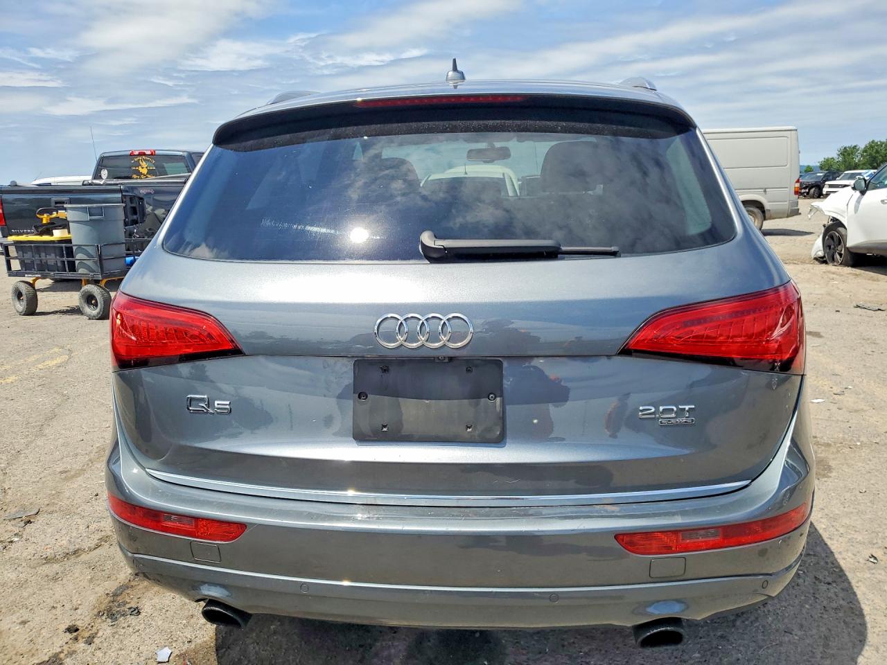 2015 Audi Q5 Premium Plus Gray vin: WA1LFAFP3FA058767