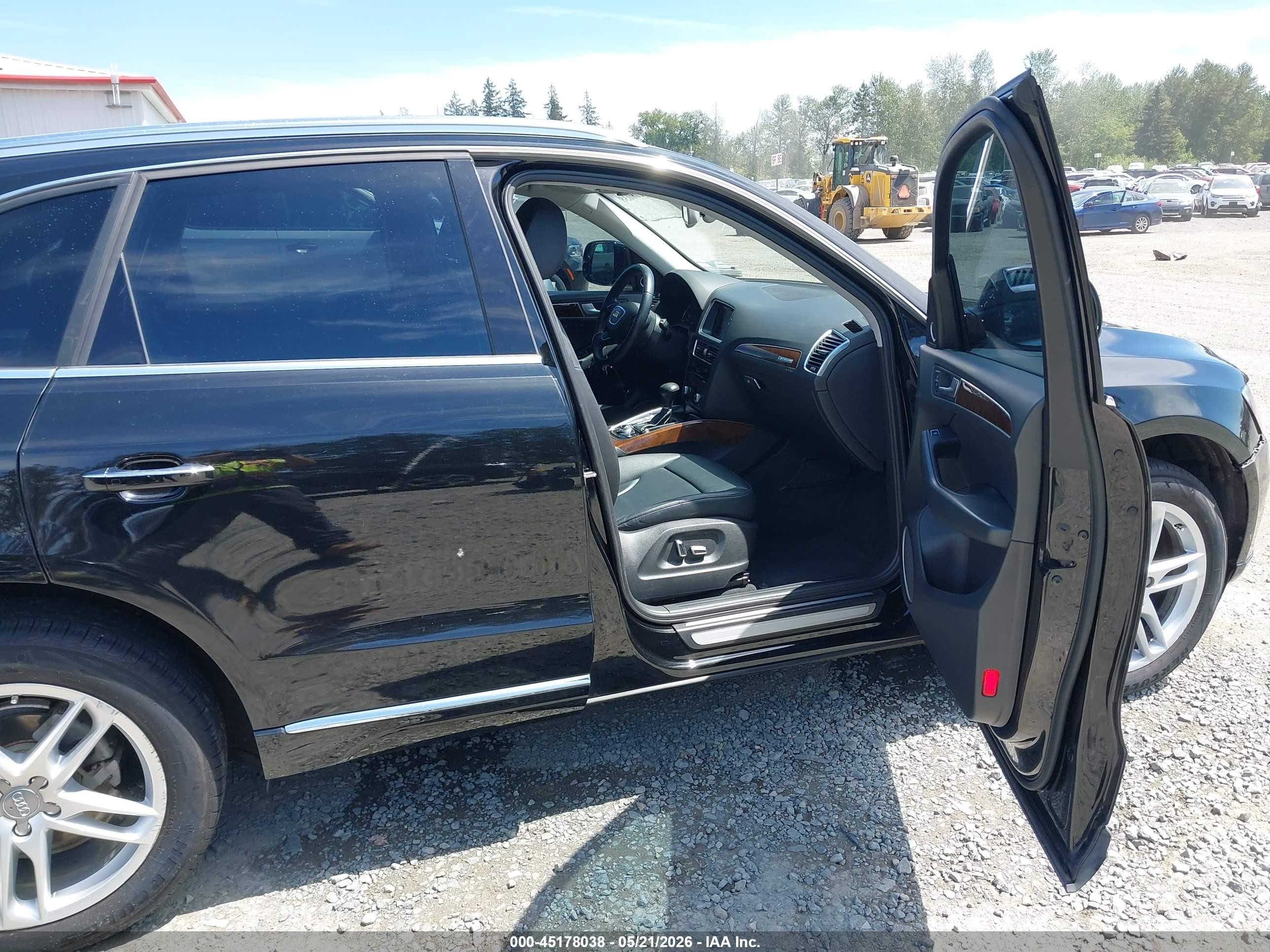 2015 Audi Q5 2.0t Premium Black vin: WA1LFAFP3FA071485