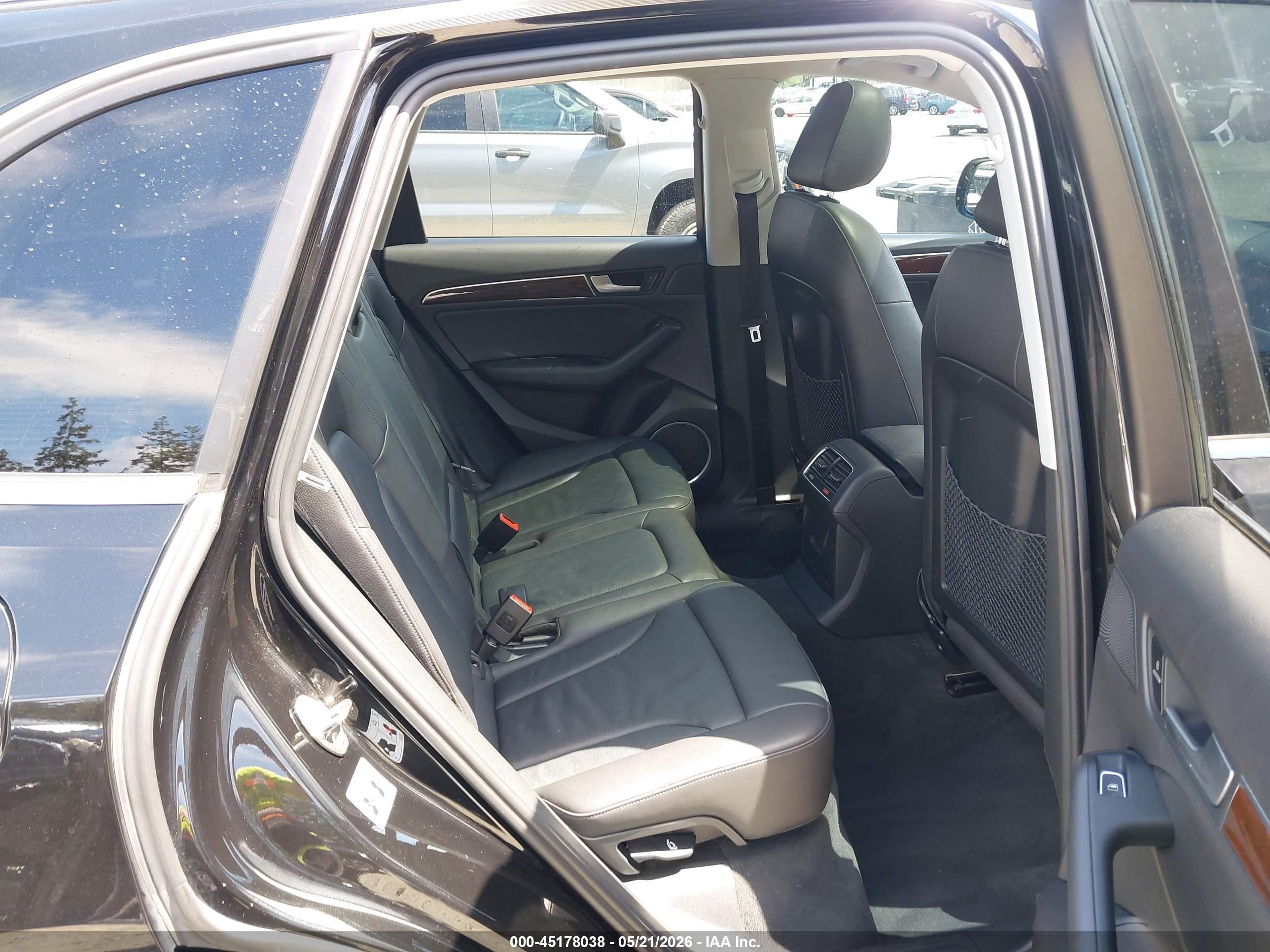 2015 Audi Q5 2.0t Premium Black vin: WA1LFAFP3FA071485