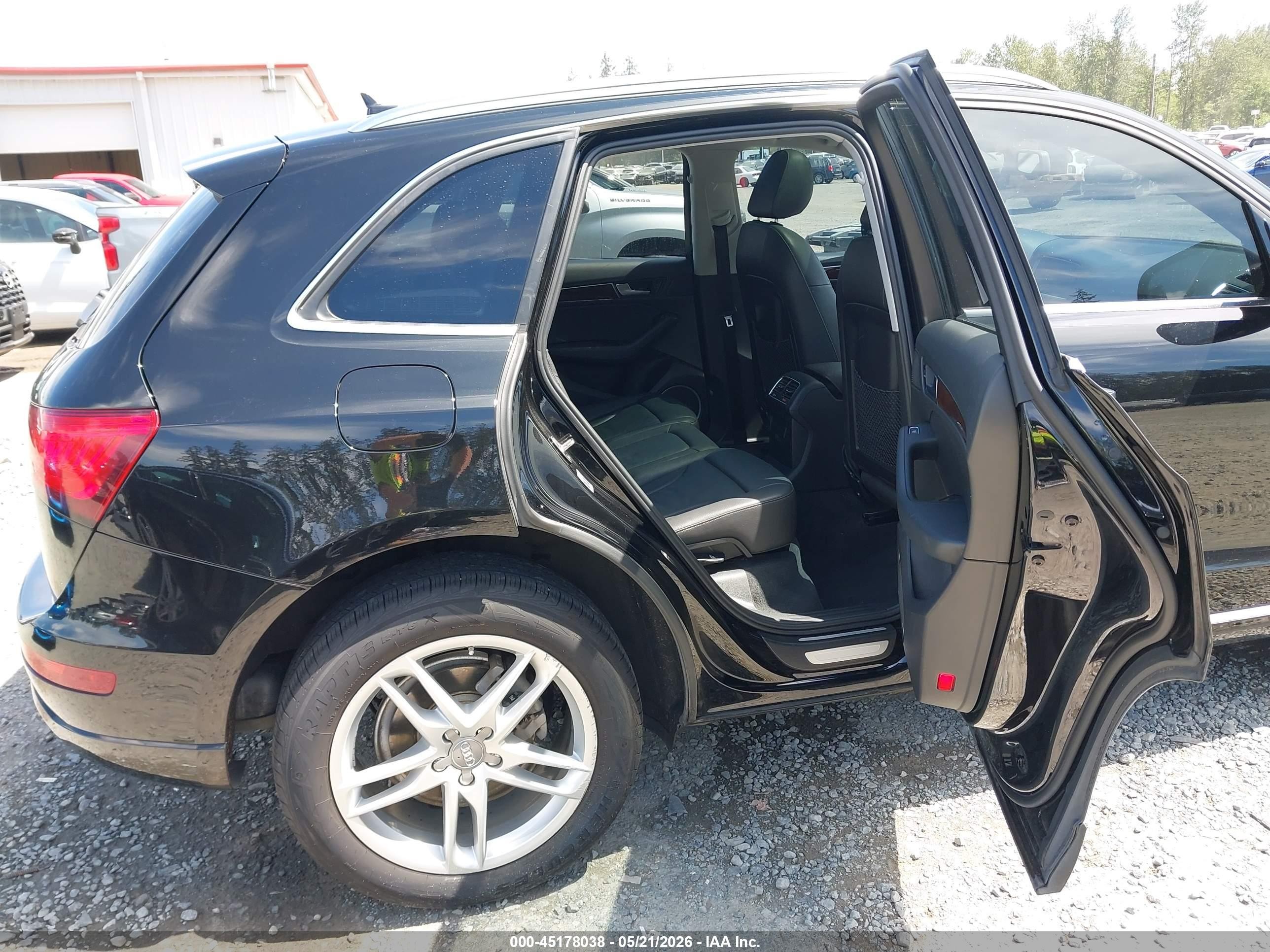 2015 Audi Q5 2.0t Premium Black vin: WA1LFAFP3FA071485