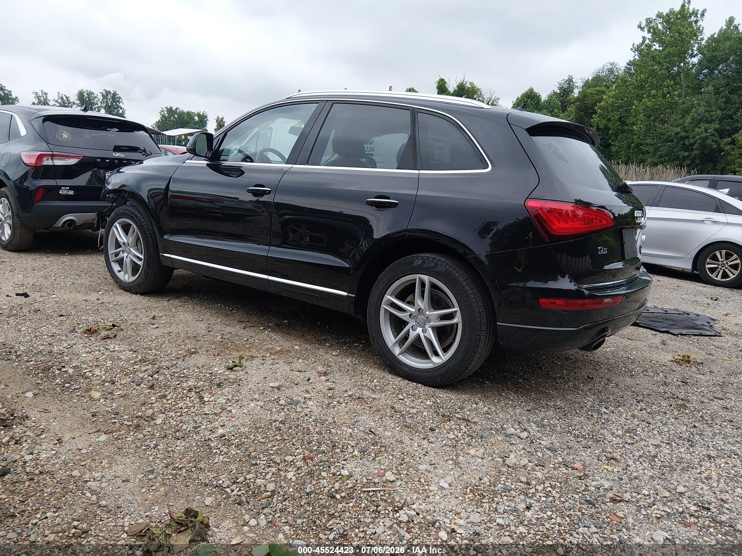 2015 Audi Q5 2.0t Premium Black vin: WA1LFAFP3FA079814