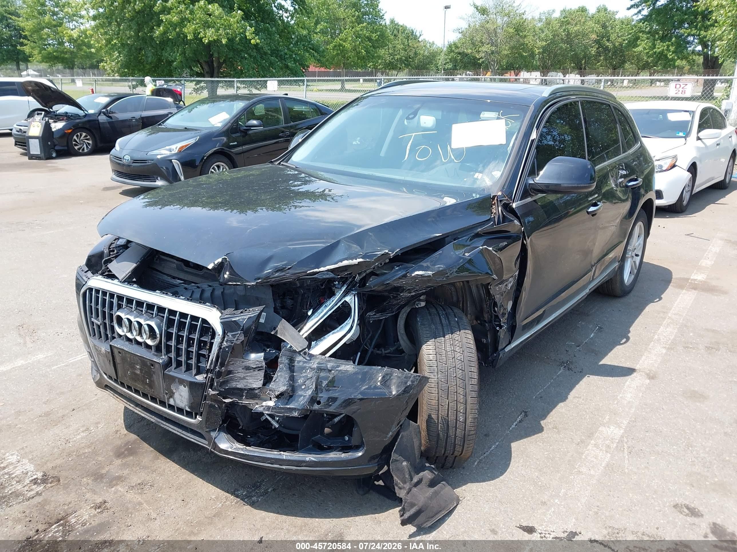 2015 Audi Q5 2.0t Premium Black vin: WA1LFAFP3FA083698