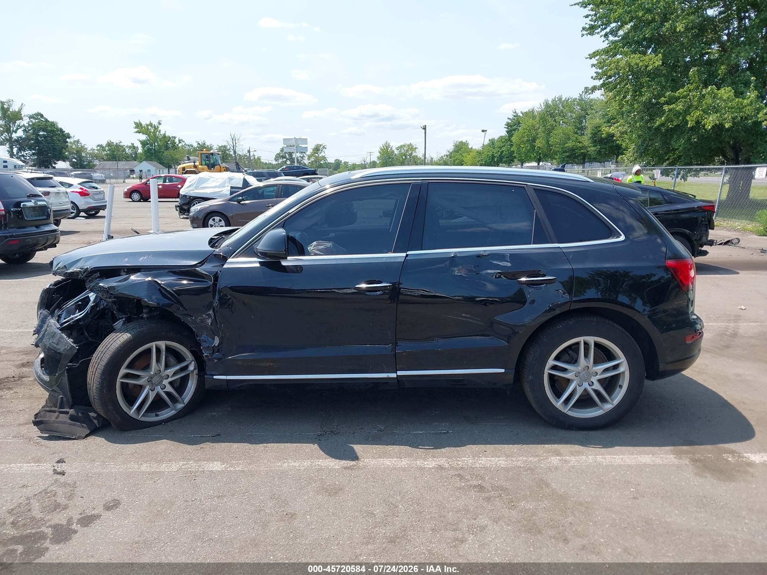 2015 Audi Q5 2.0t Premium Black vin: WA1LFAFP3FA083698