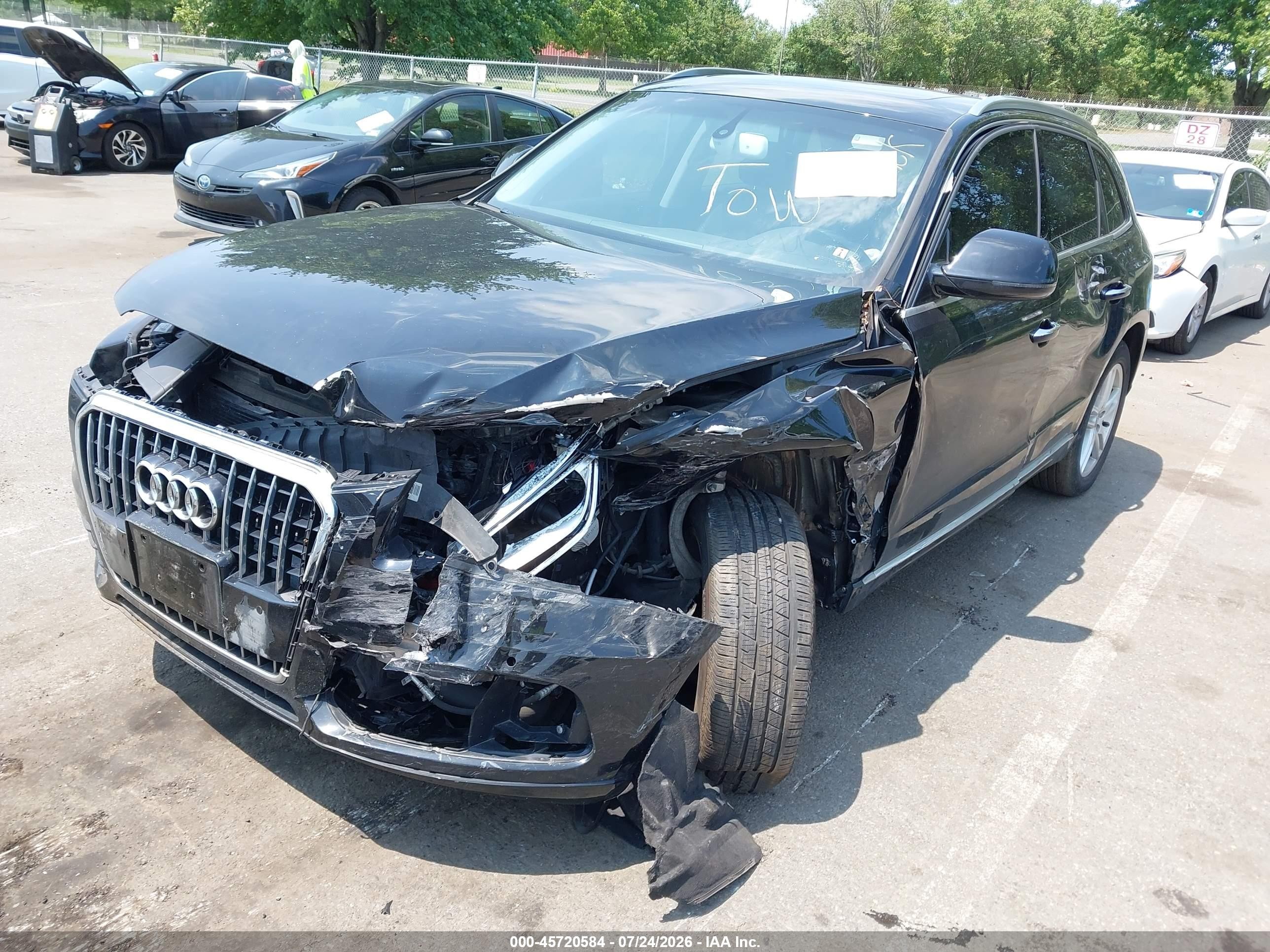2015 Audi Q5 2.0t Premium Black vin: WA1LFAFP3FA083698