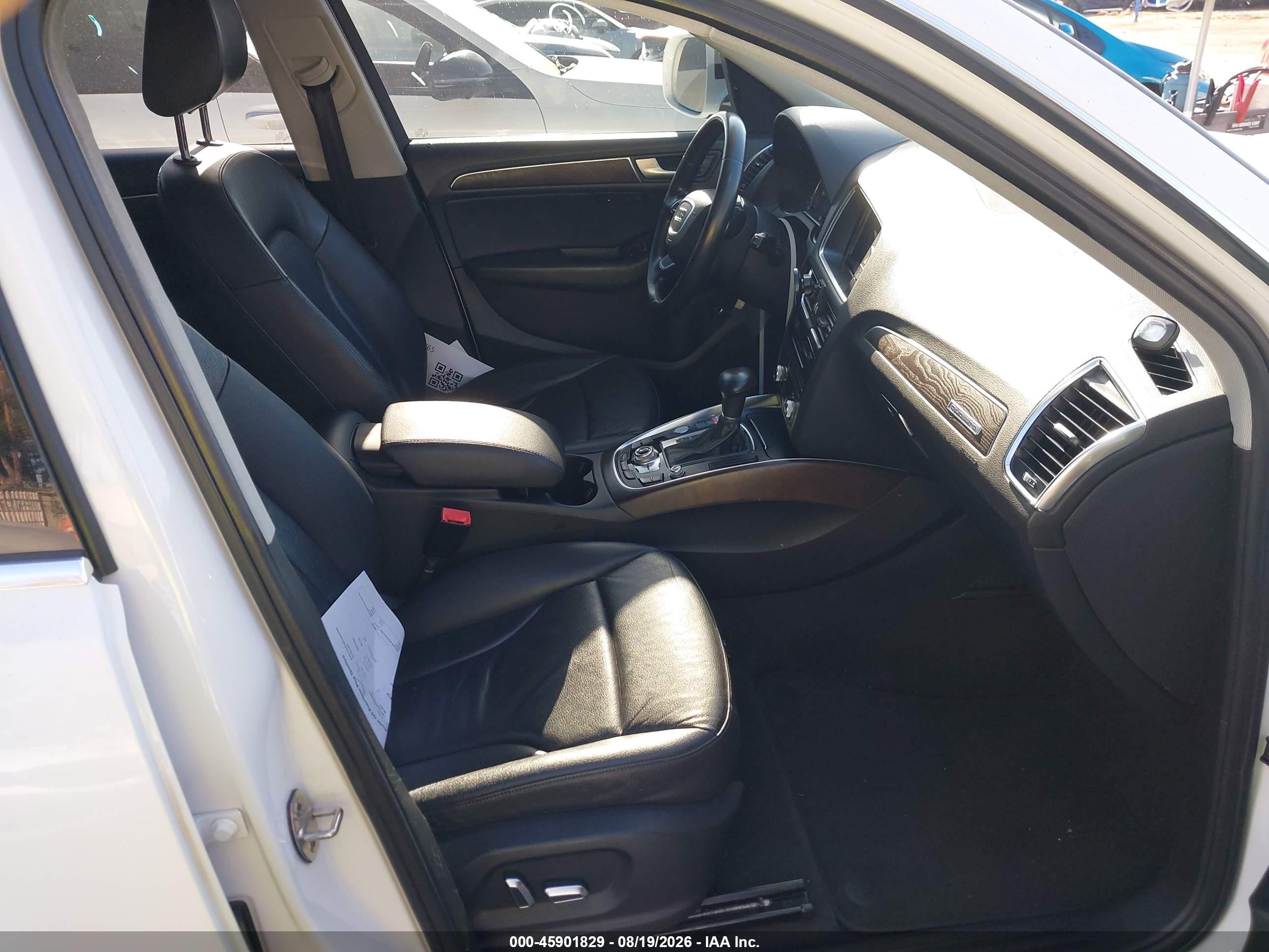 2015 Audi Q5 2.0t Premium White vin: WA1LFAFP3FA106011