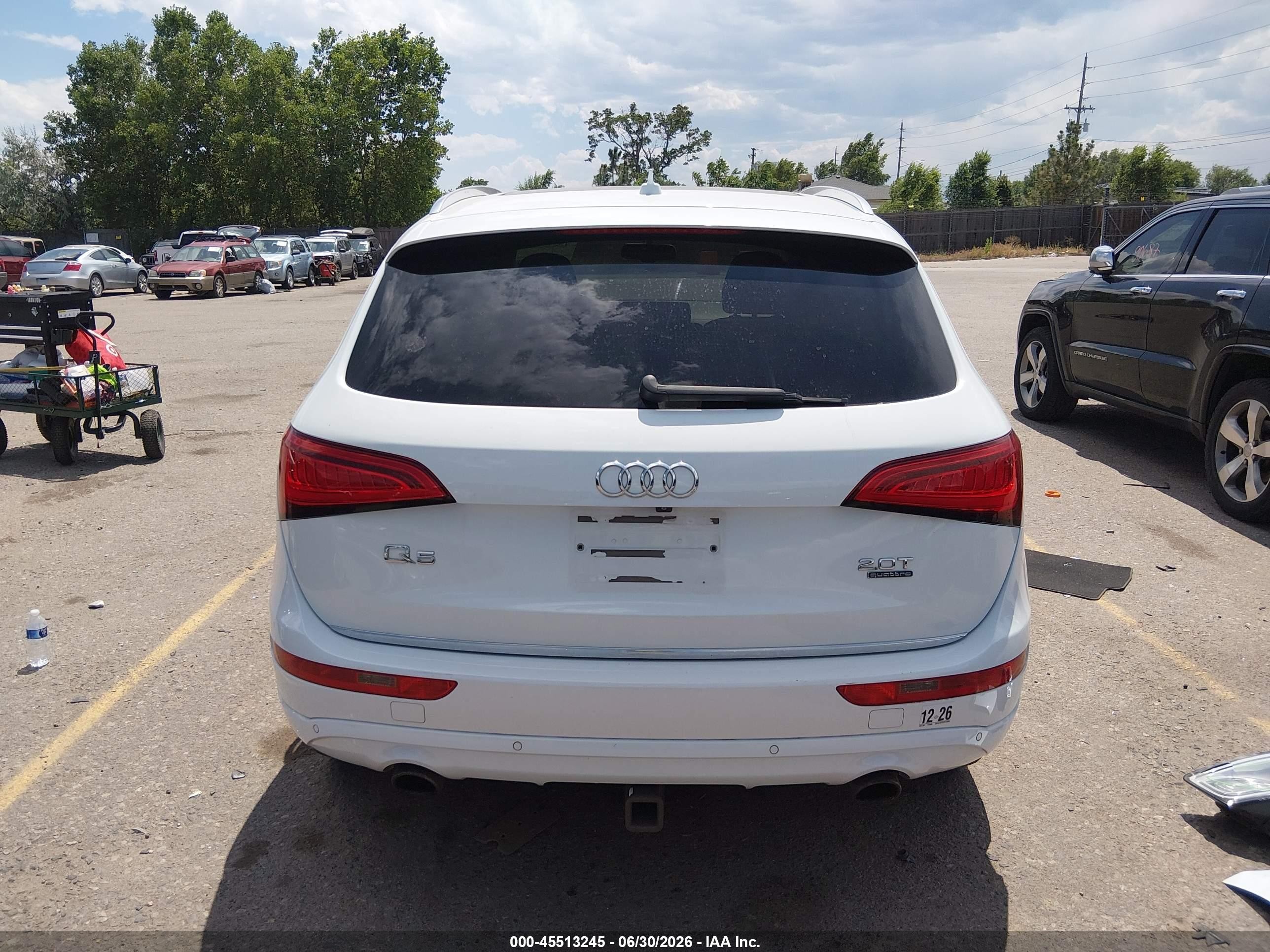 2015 Audi Q5 2.0t Premium Белый vin: WA1LFAFP3FA124606