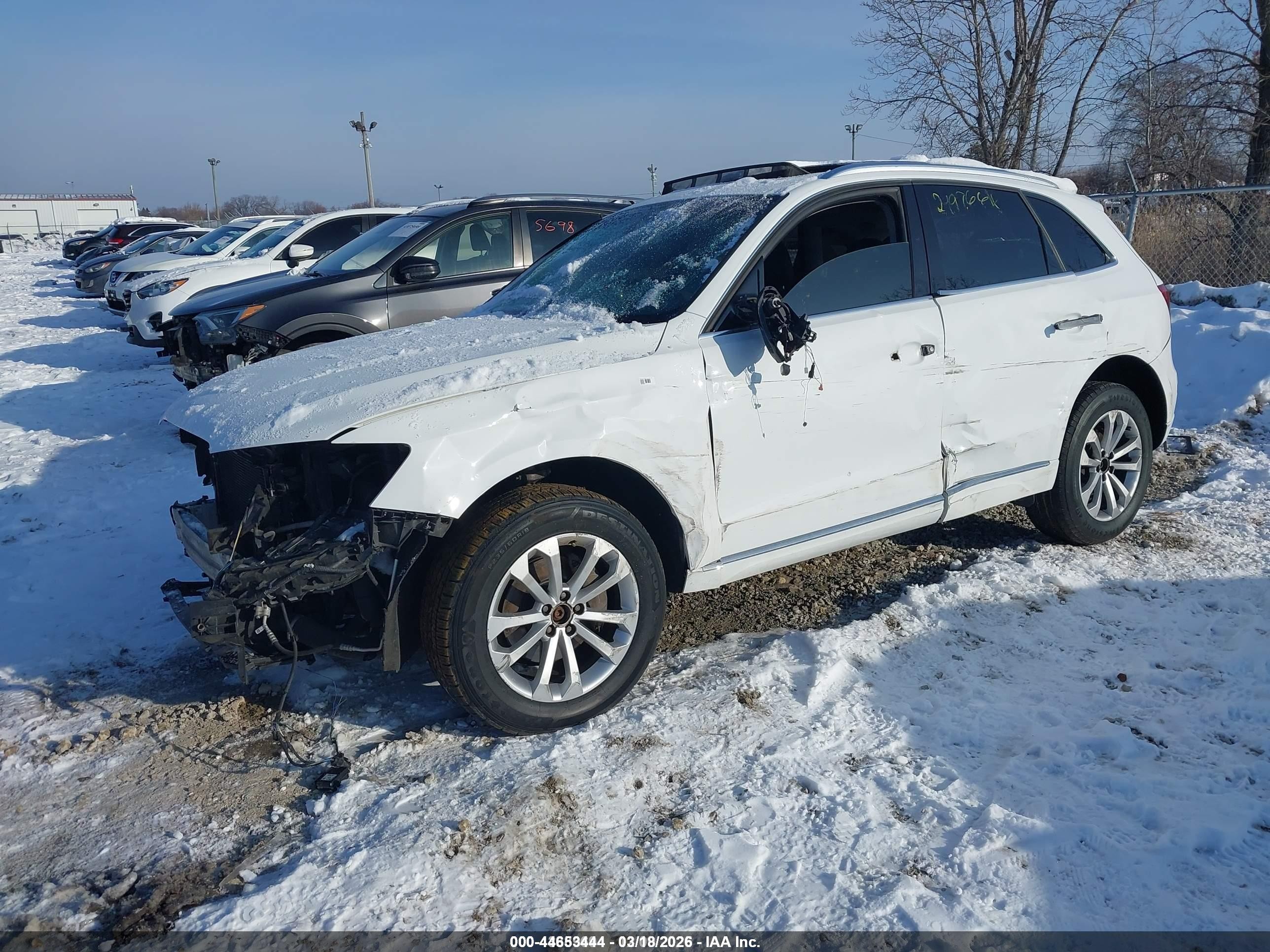 2015 Audi Q5 2.0t Premium White vin: WA1LFAFP3FA130213