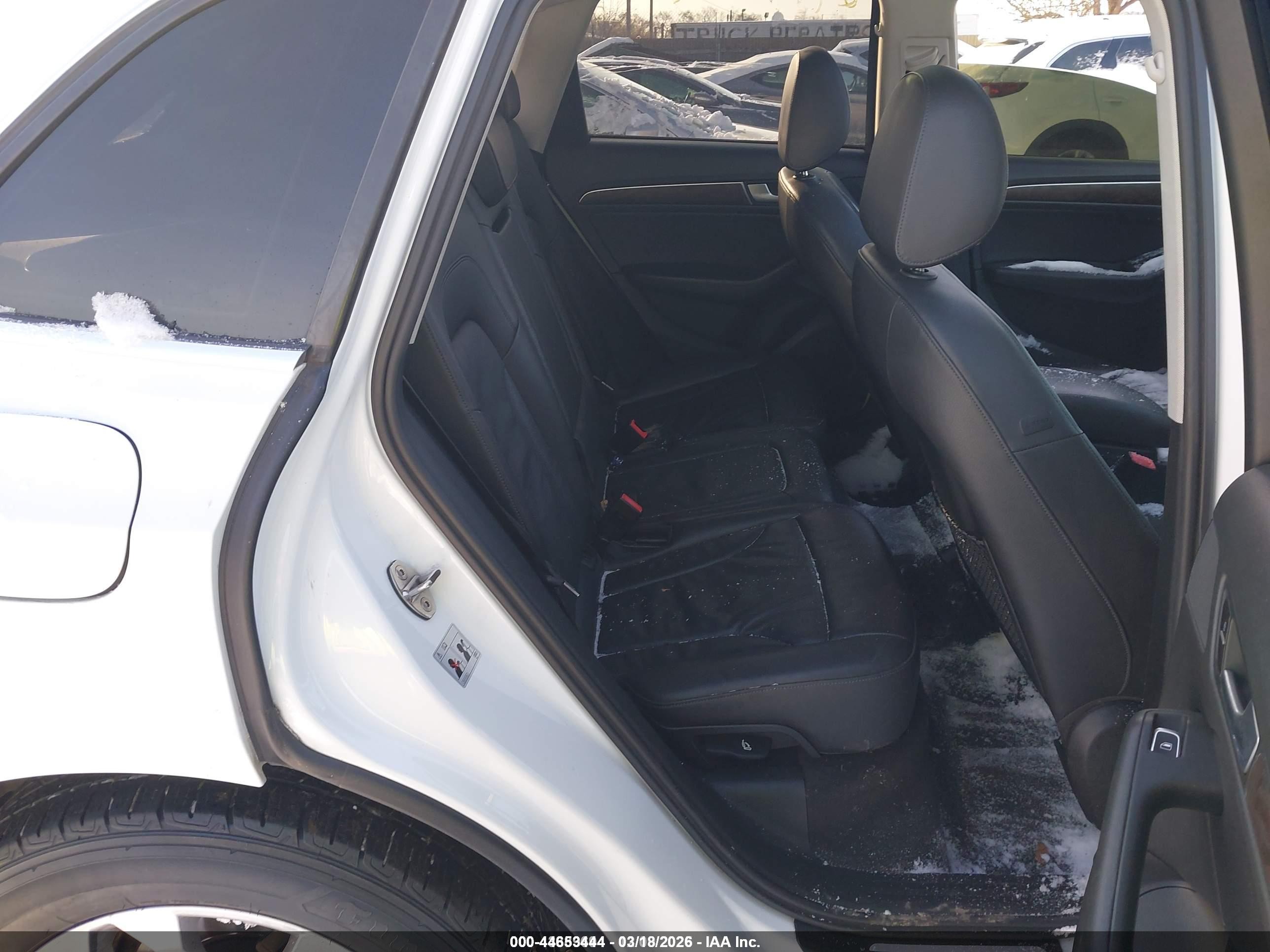 2015 Audi Q5 2.0t Premium White vin: WA1LFAFP3FA130213