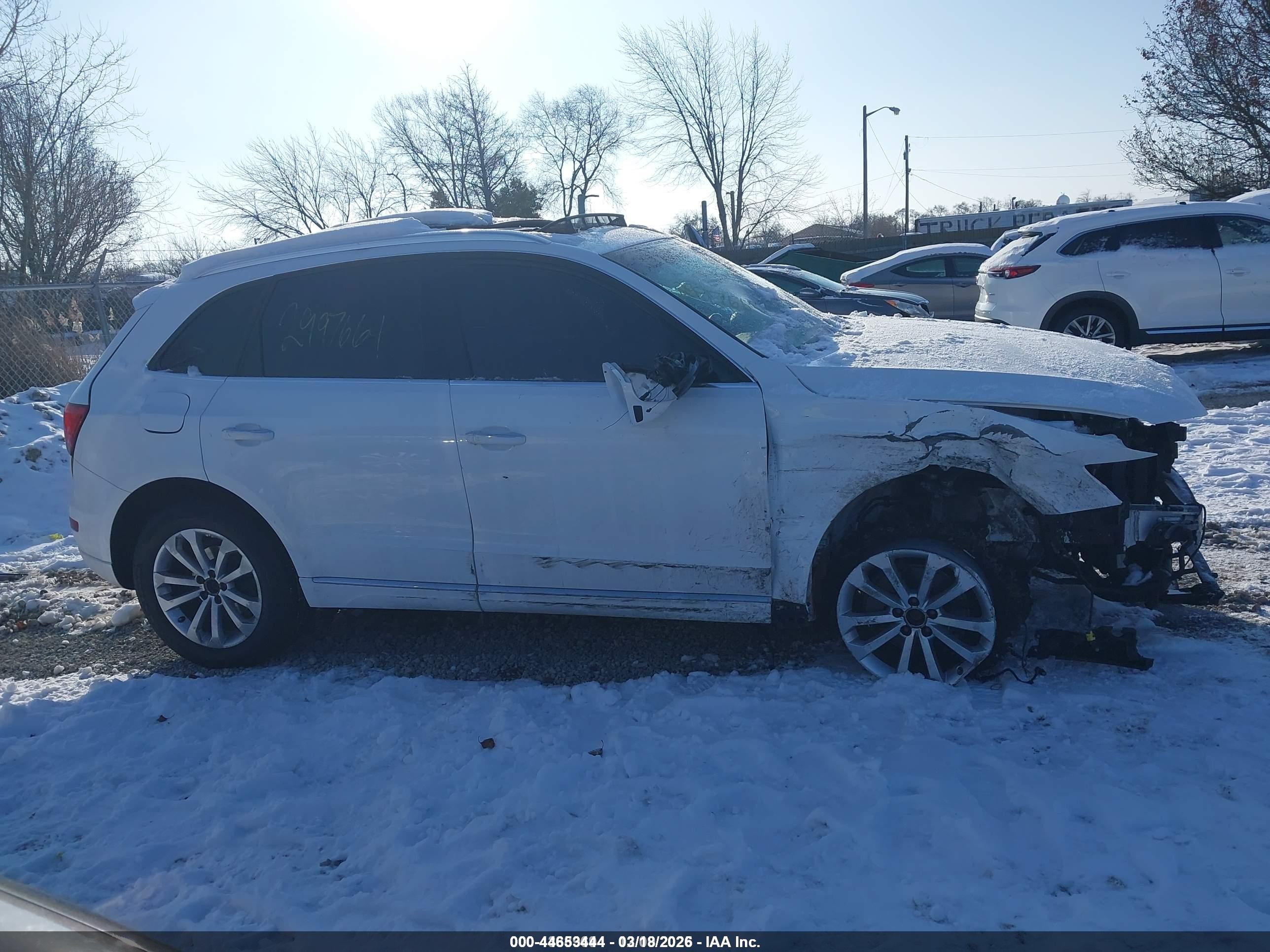 2015 Audi Q5 2.0t Premium White vin: WA1LFAFP3FA130213
