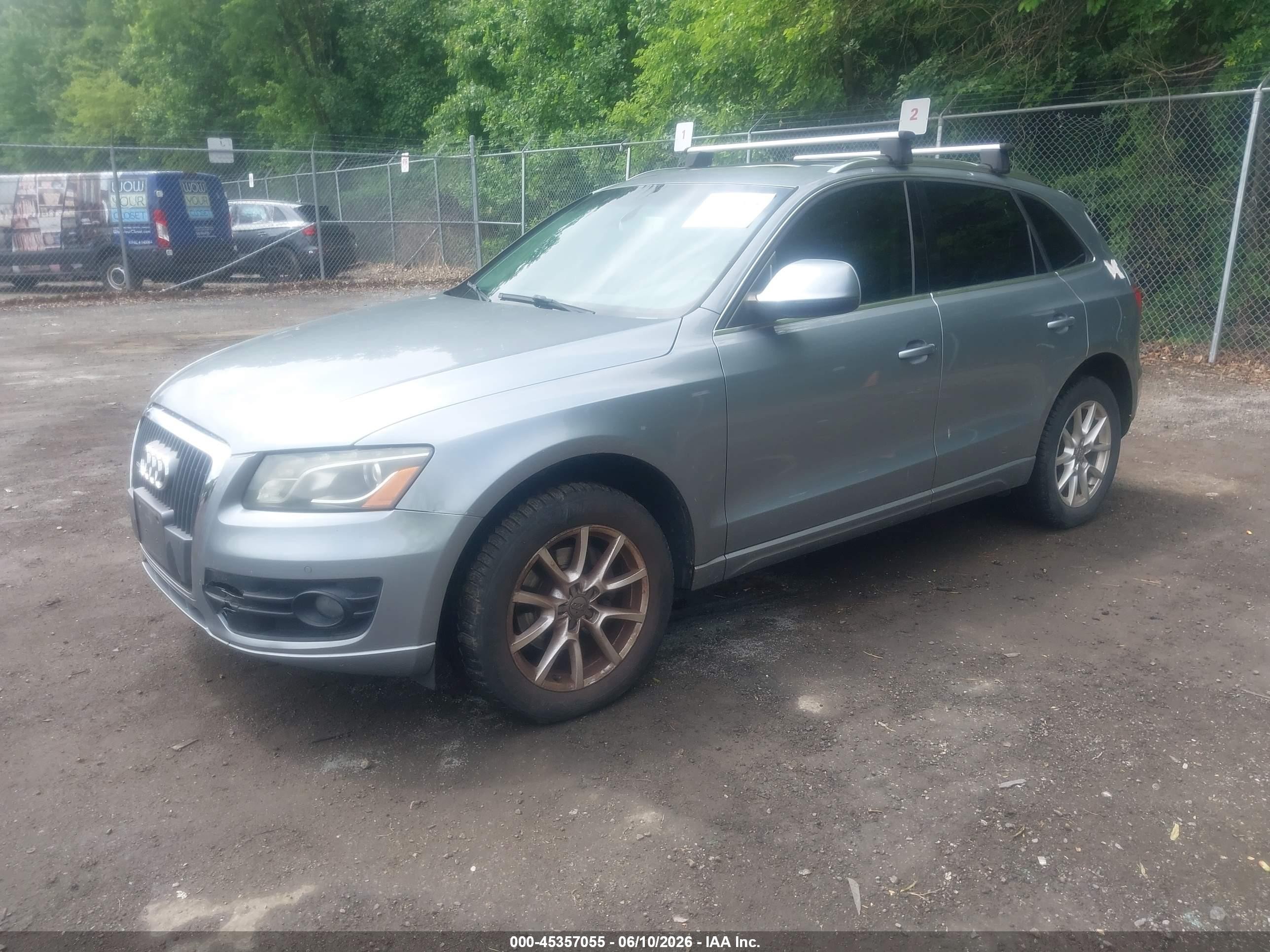 2011 Audi Q5 2.0t Premium Light Blue vin: WA1LFAFP4BA021494