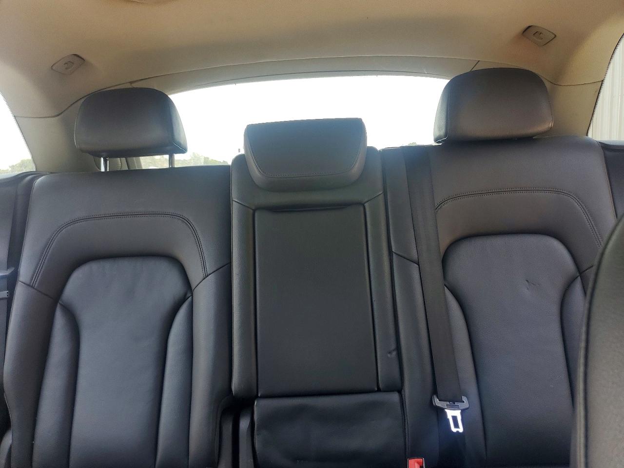 2011 Audi Q5 Premium Plus Черный vin: WA1LFAFP4BA058285