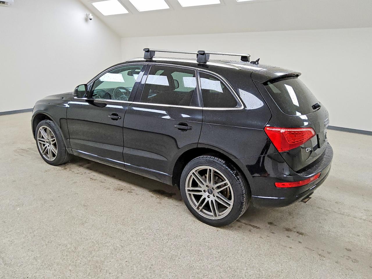 2011 Audi Q5 Premium Plus Black vin: WA1LFAFP4BA096812