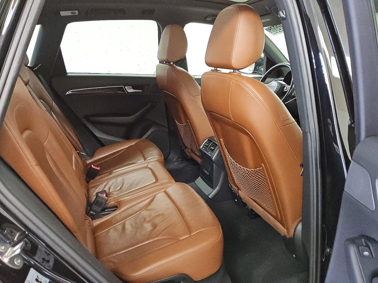 2011 Audi Q5 Premium Plus Black vin: WA1LFAFP4BA096812