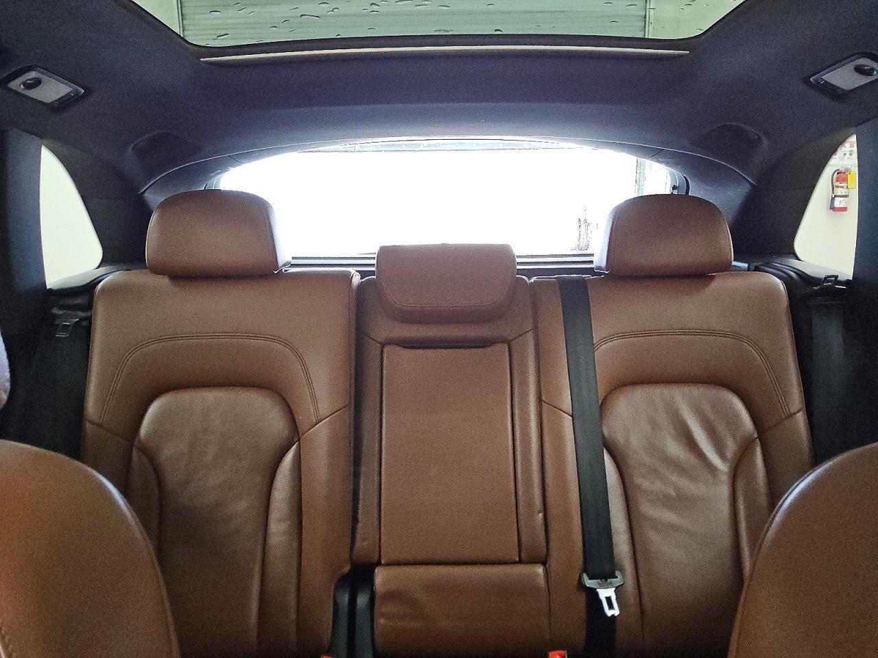2011 Audi Q5 Premium Plus Black vin: WA1LFAFP4BA096812