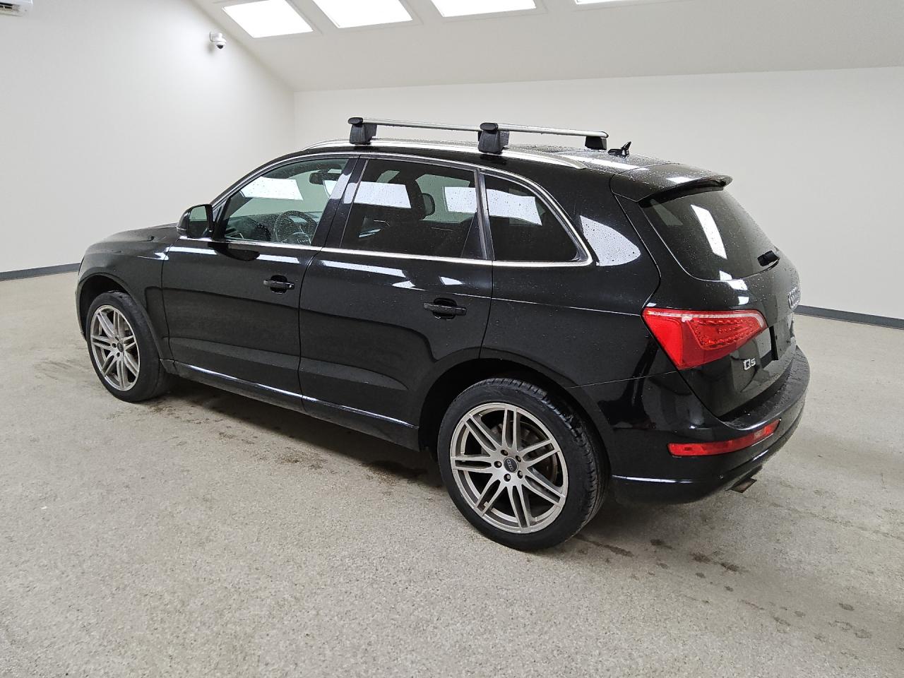 2011 Audi Q5 Premium Plus Black vin: WA1LFAFP4BA096812 Damage: Left Front Tire, Worn, Replacement Required