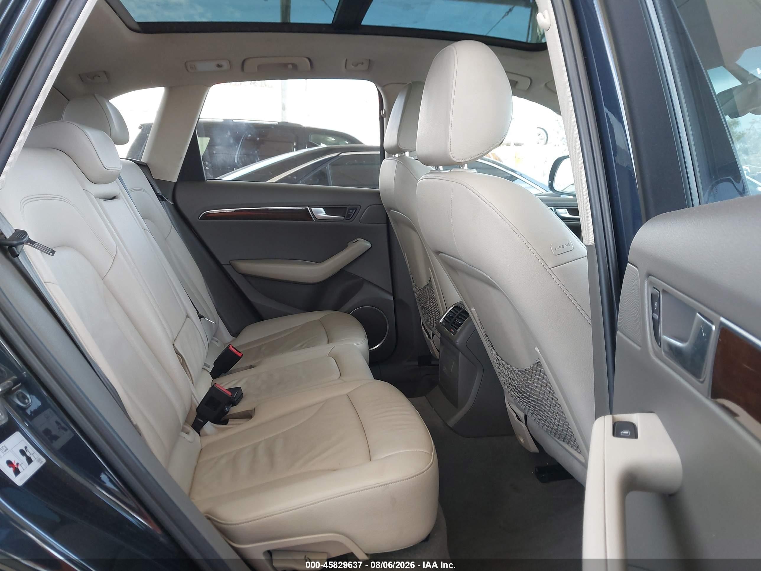 2012 Audi Q5 2.0t Premium Dark Blue vin: WA1LFAFP4CA018788