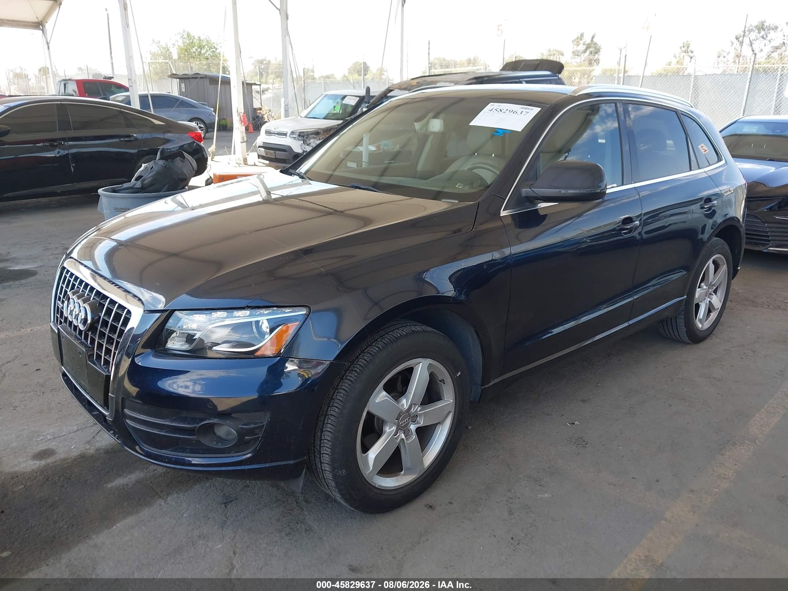 2012 Audi Q5 2.0t Premium Dark Blue vin: WA1LFAFP4CA018788