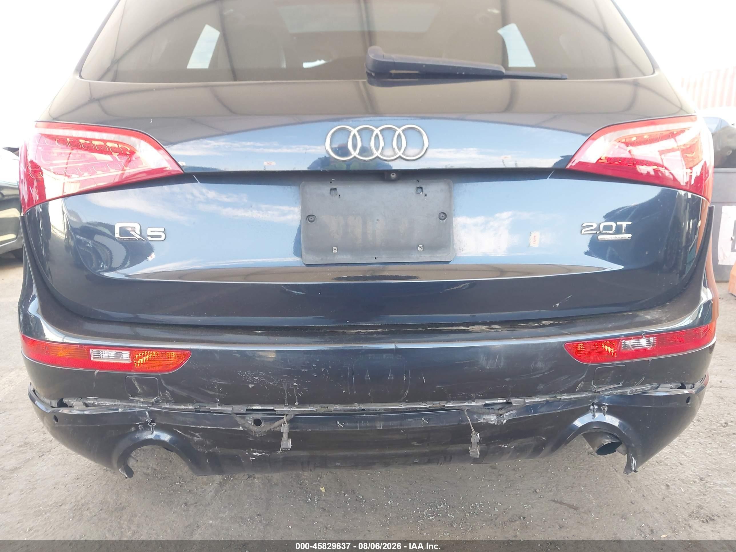 2012 Audi Q5 2.0t Premium Dark Blue vin: WA1LFAFP4CA018788