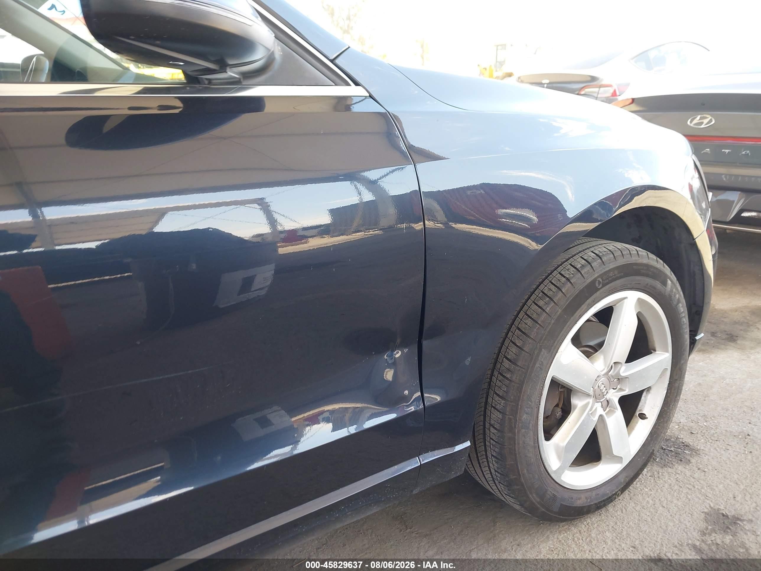2012 Audi Q5 2.0t Premium Dark Blue vin: WA1LFAFP4CA018788