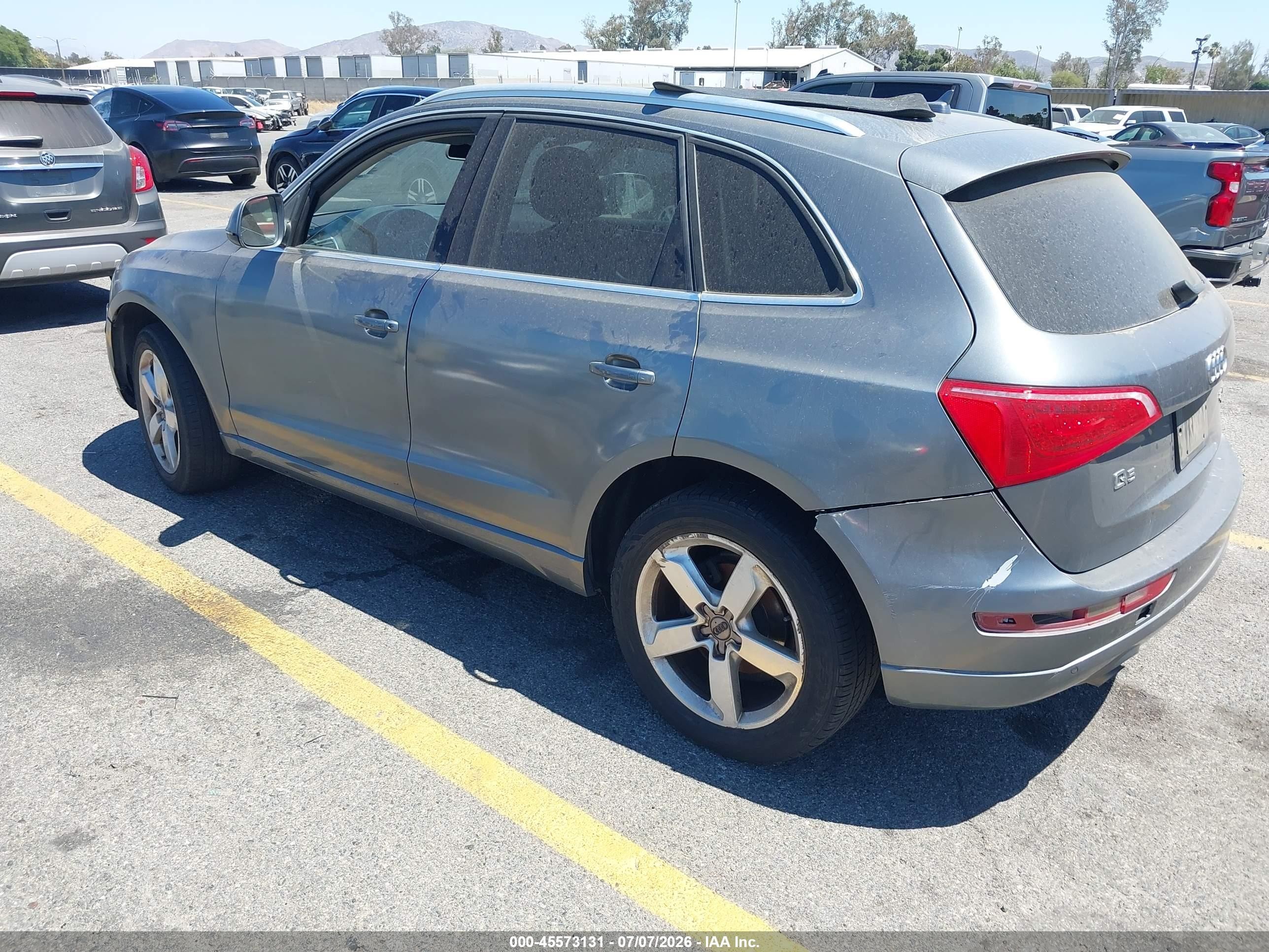 2012 Audi Q5 2.0t Premium Gray vin: WA1LFAFP4CA022193