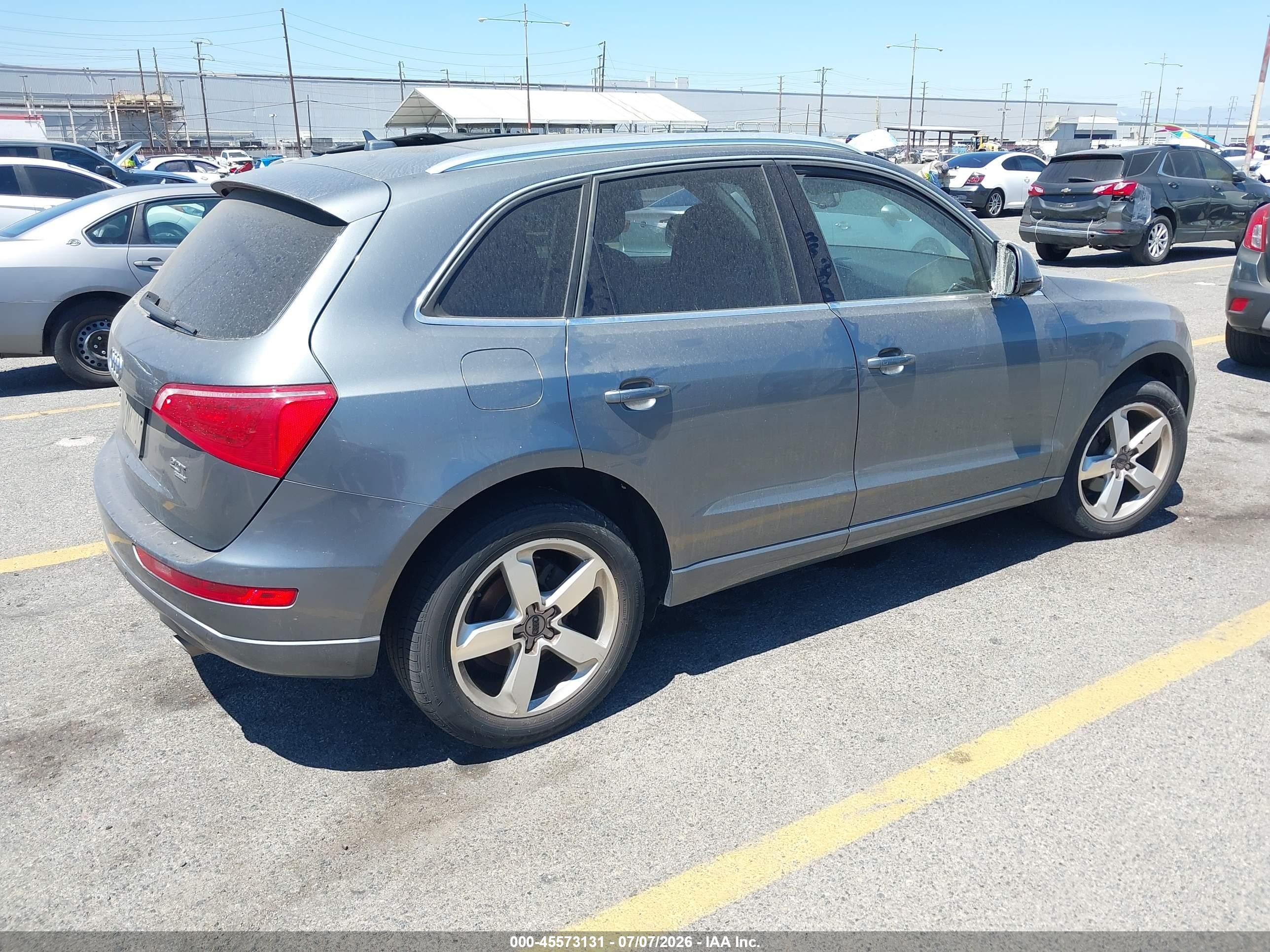 2012 Audi Q5 2.0t Premium Gray vin: WA1LFAFP4CA022193