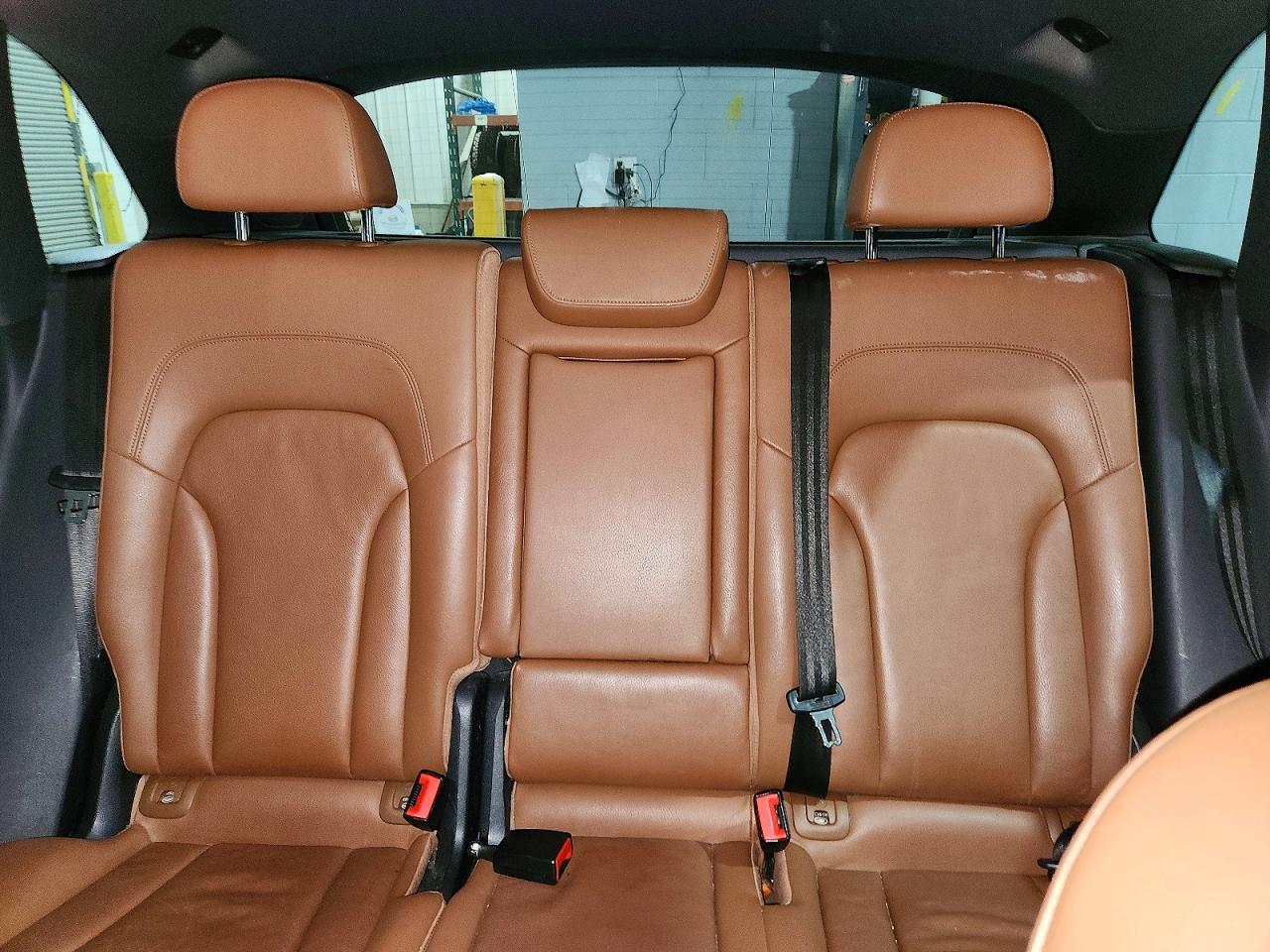 2012 Audi Q5 Premium Plus Черный vin: WA1LFAFP4CA032562